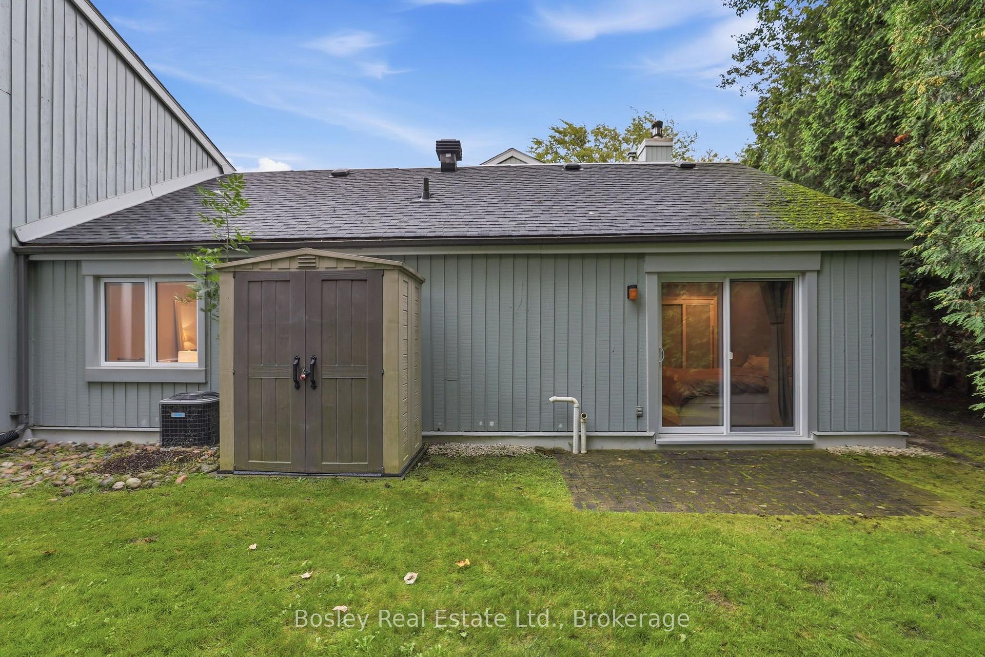 Photo 29 of Unit 3, 100 Fairway Crescent, Collingwood — HOMEH