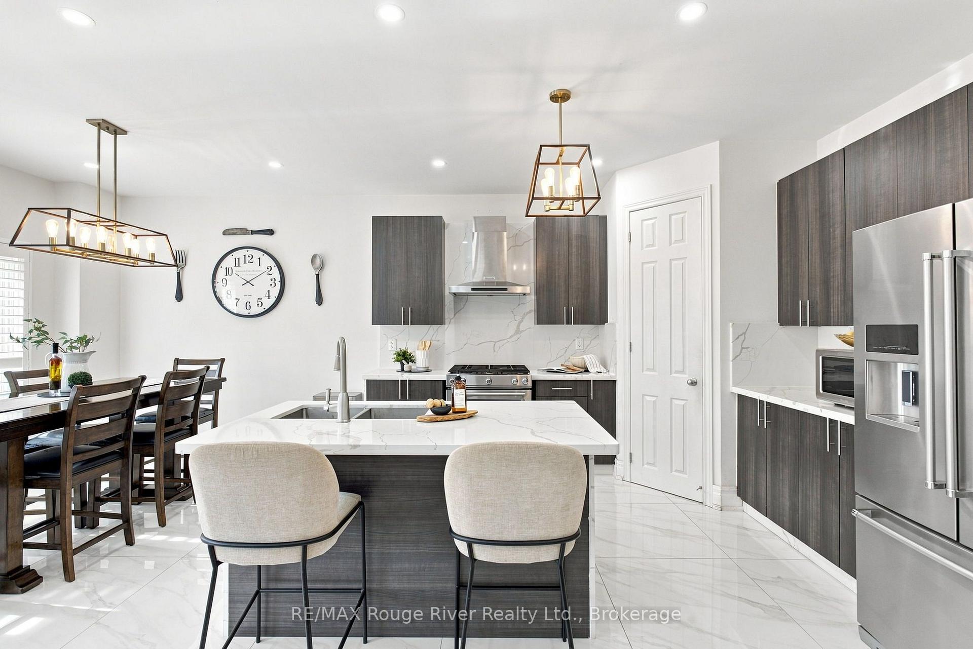 Photo 11 of 1808 Douglas Langtree Drive, Oshawa, Taunton — HOMEH