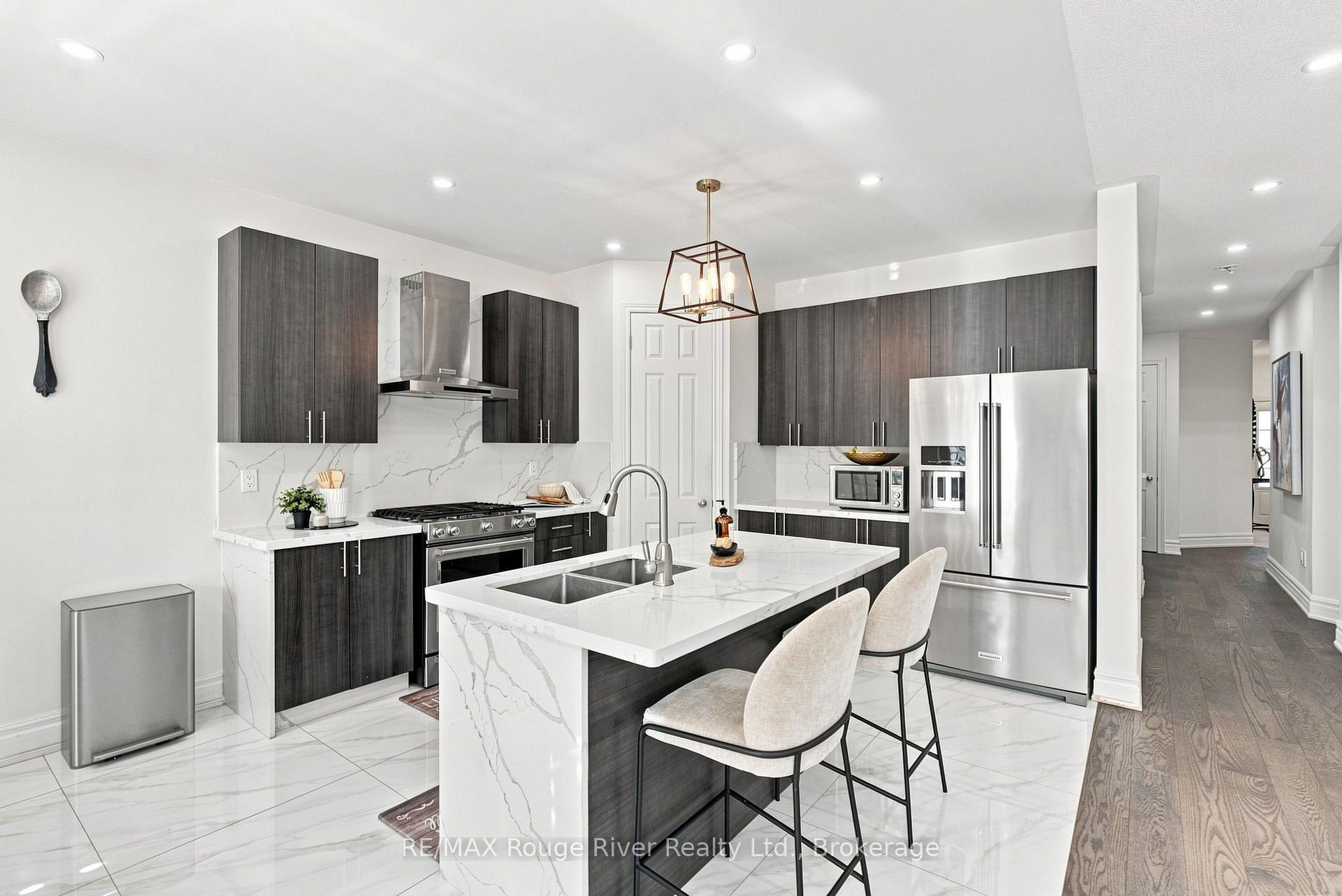 Photo 14 of 1808 Douglas Langtree Drive, Oshawa, Taunton — HOMEH