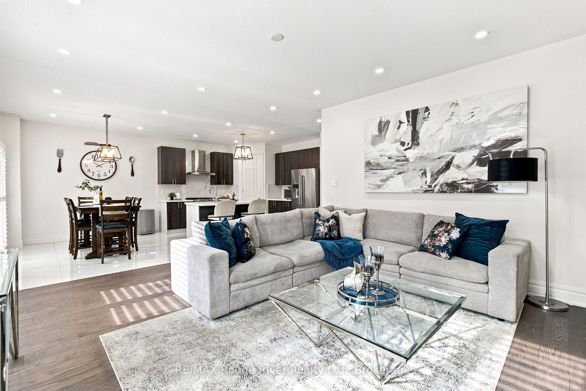 Photo 21 of 1808 Douglas Langtree Drive, Oshawa, Taunton — HOMEH