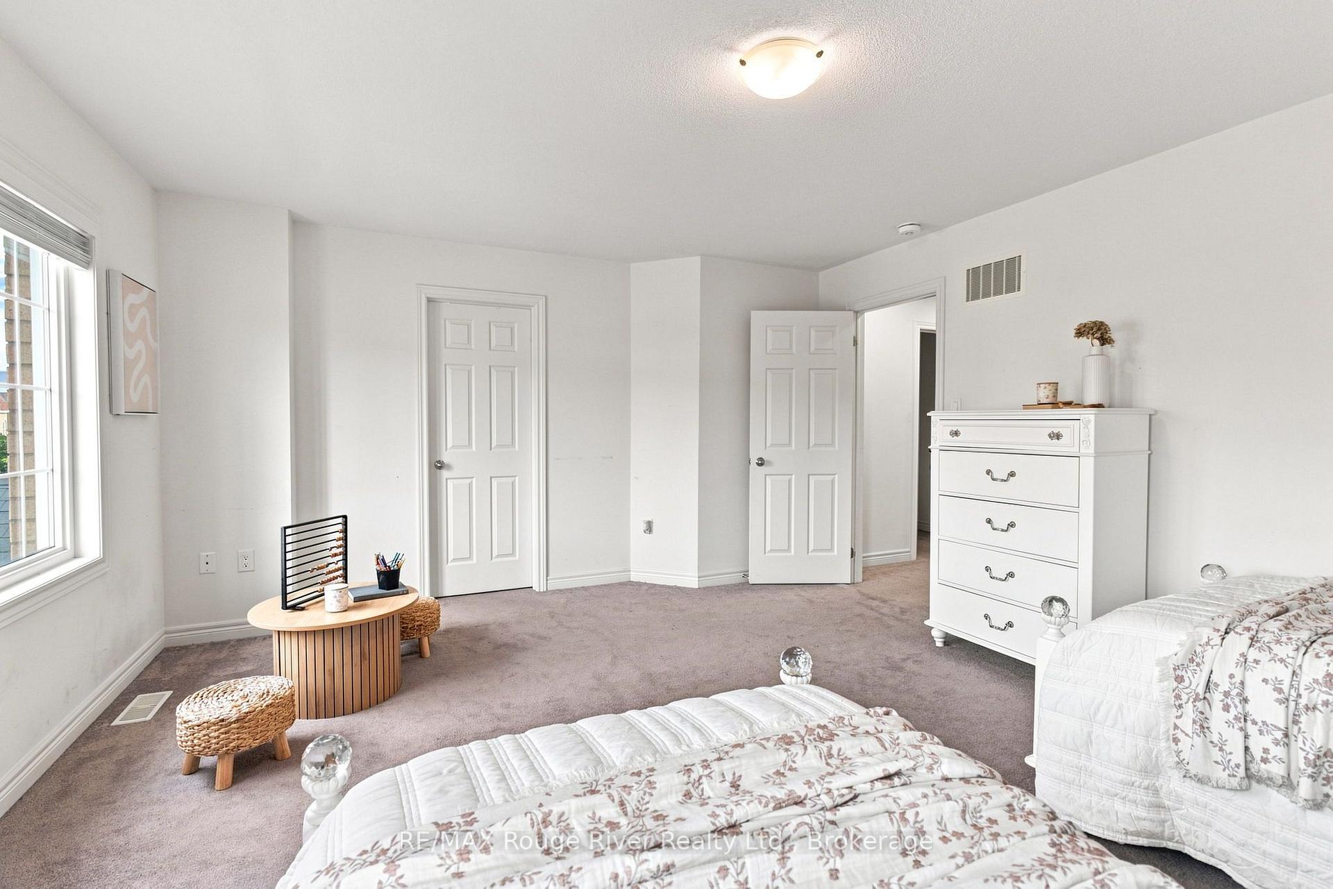 Photo 31 of 1808 Douglas Langtree Drive, Oshawa, Taunton — HOMEH