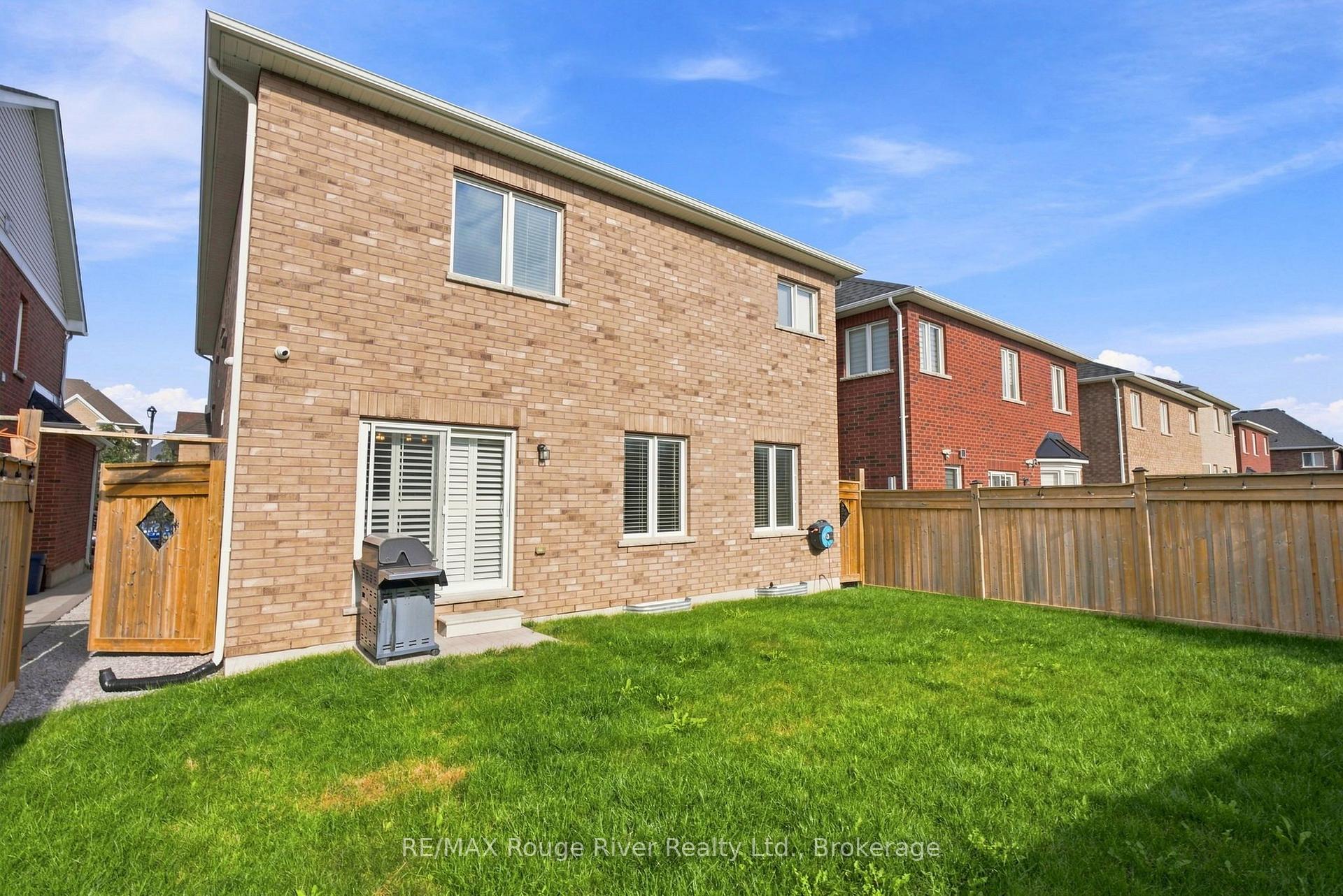 Photo 41 of 1808 Douglas Langtree Drive, Oshawa, Taunton — HOMEH