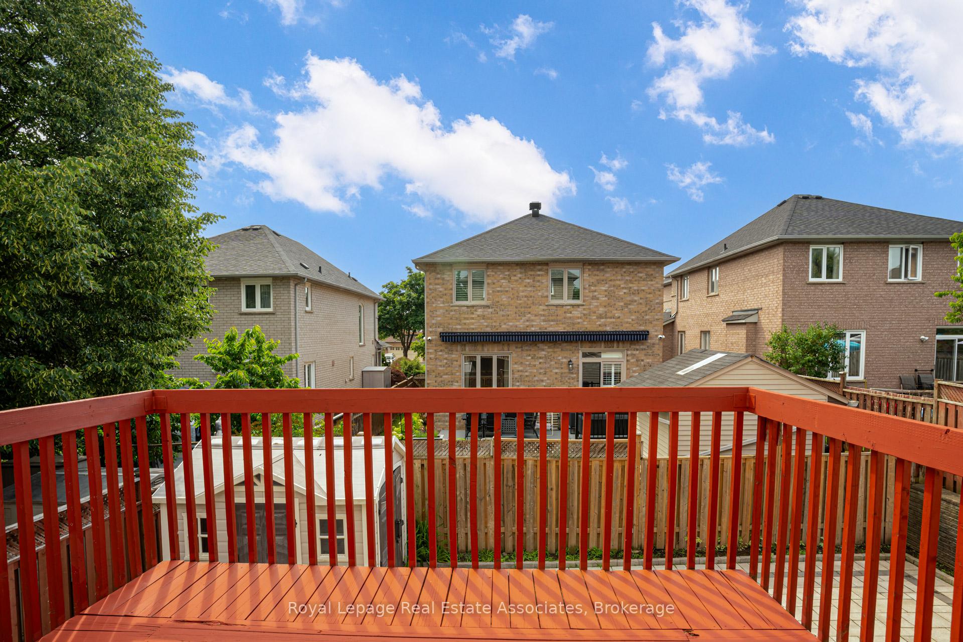 Photo 20 of 5453 Middleport Crescent, Mississauga, Hurontario — HOMEH