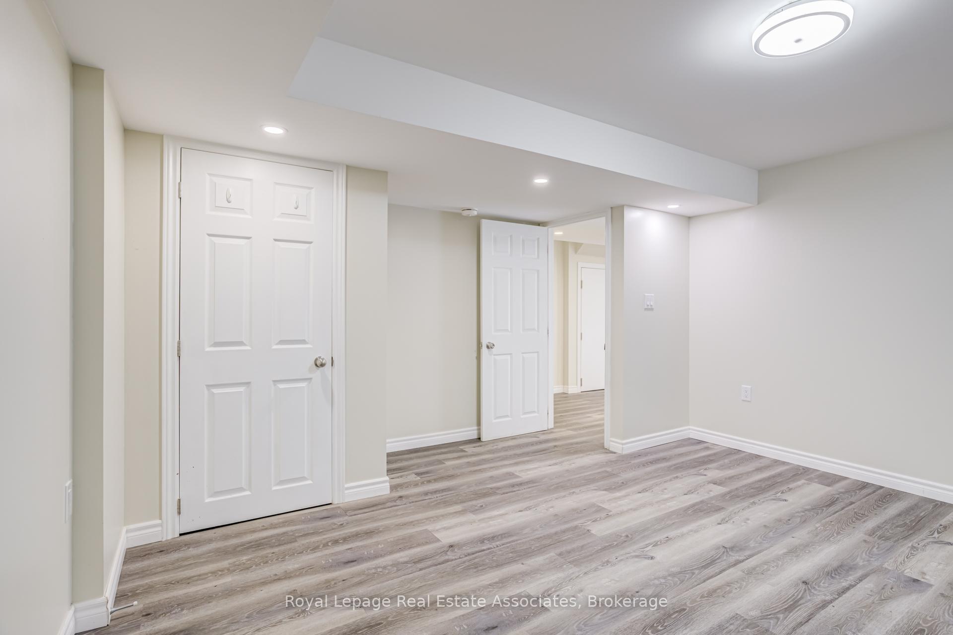Photo 29 of 5453 Middleport Crescent, Mississauga, Hurontario — HOMEH