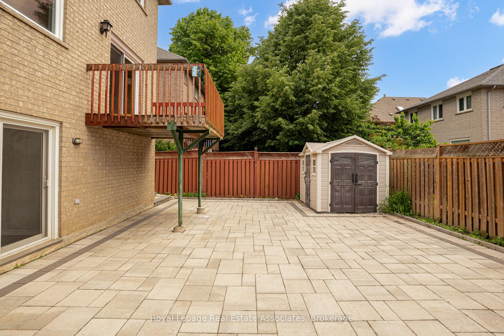 Photo 32 of 5453 Middleport Crescent, Mississauga, Hurontario — HOMEH