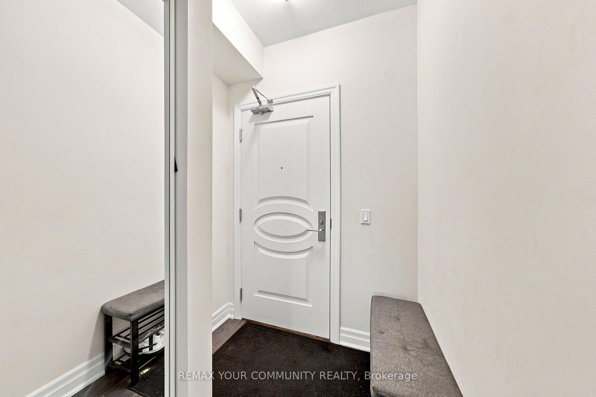 Photo 4 of Unit 406, 9075 Jane Street, Vaughan, Concord — HOMEH