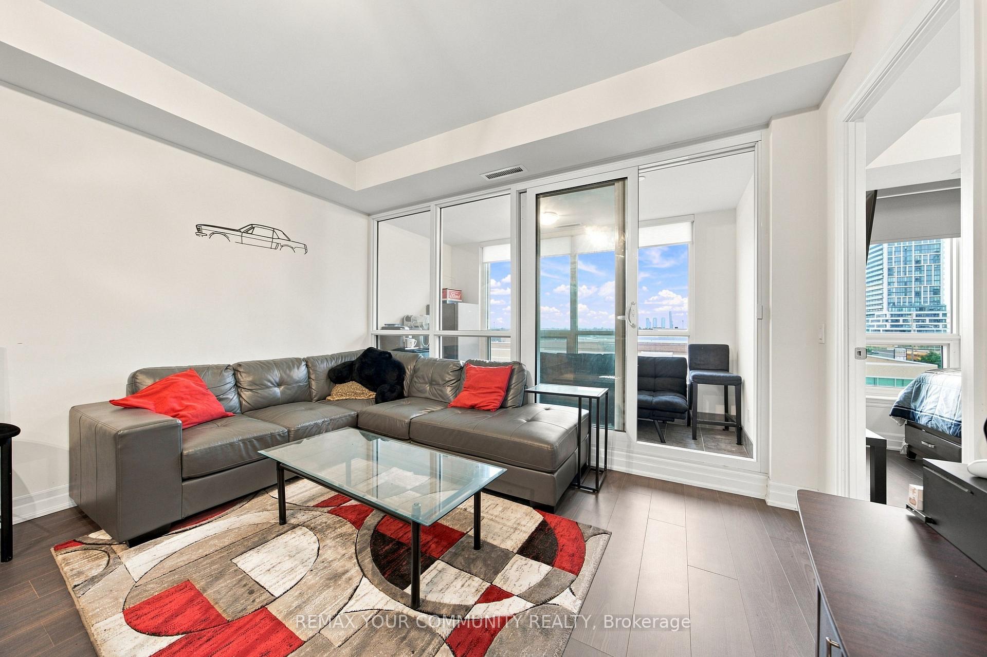 Photo 13 of Unit 406, 9075 Jane Street, Vaughan, Concord — HOMEH