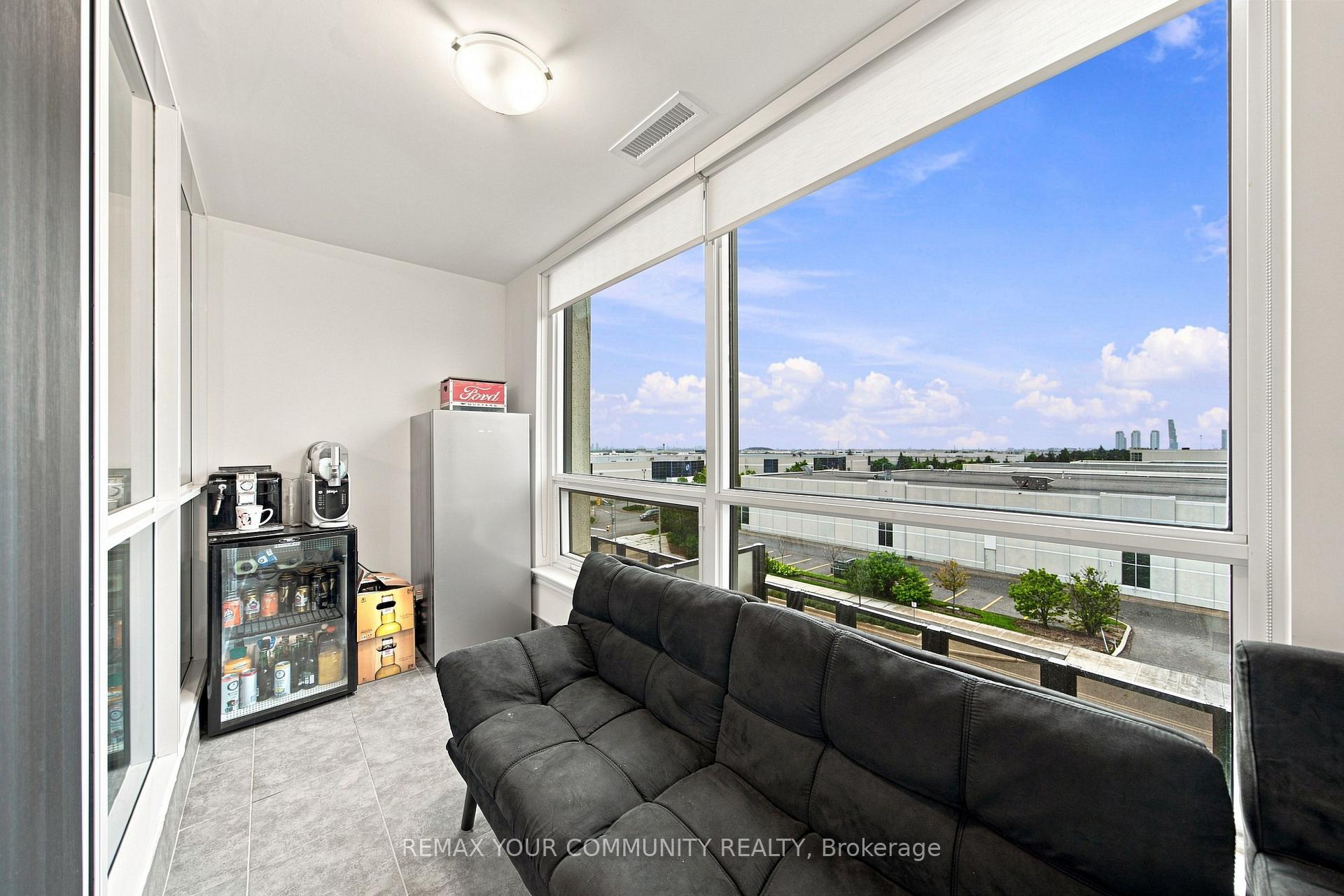 Photo 17 of Unit 406, 9075 Jane Street, Vaughan, Concord — HOMEH