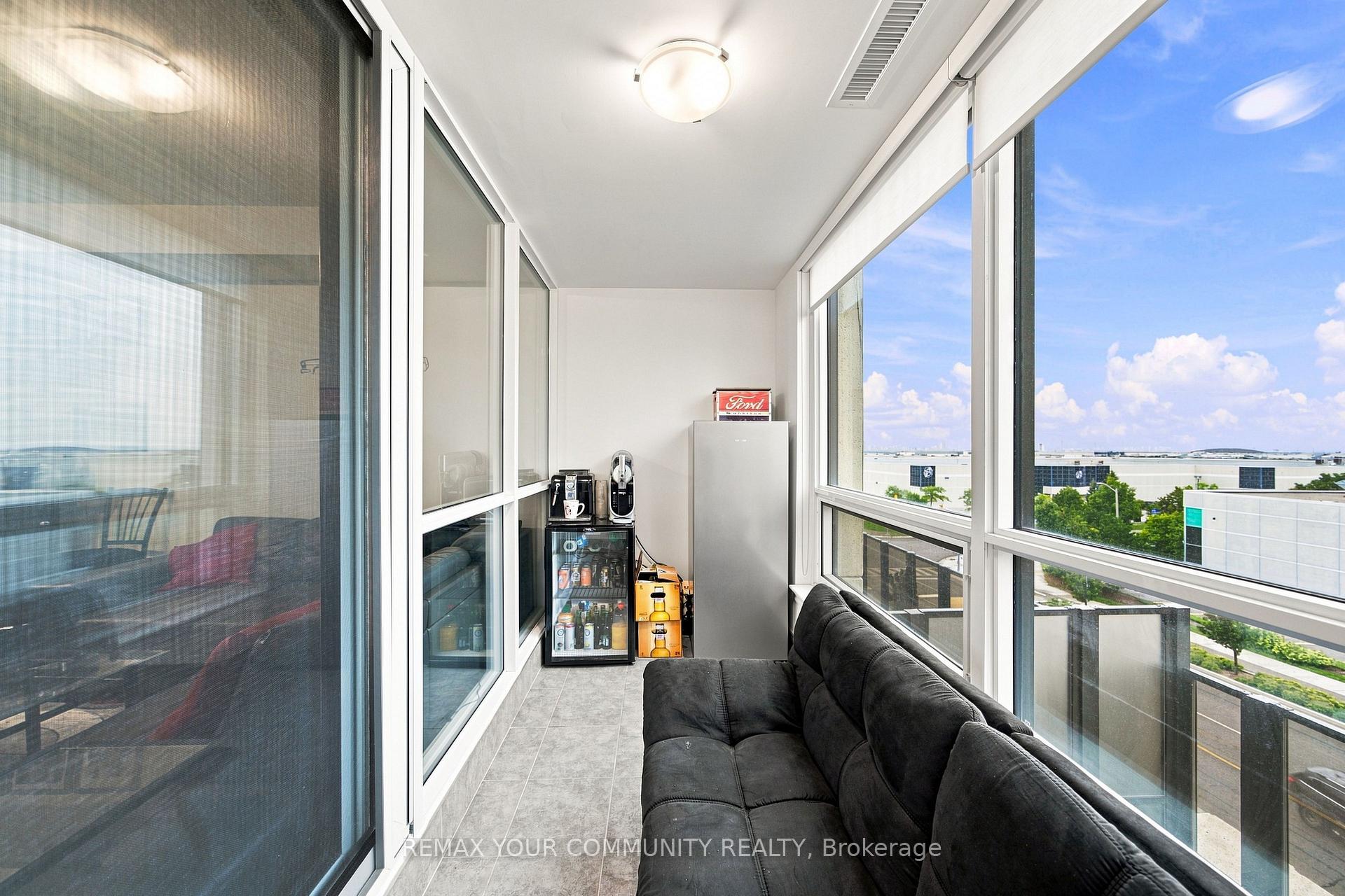 Photo 18 of Unit 406, 9075 Jane Street, Vaughan, Concord — HOMEH
