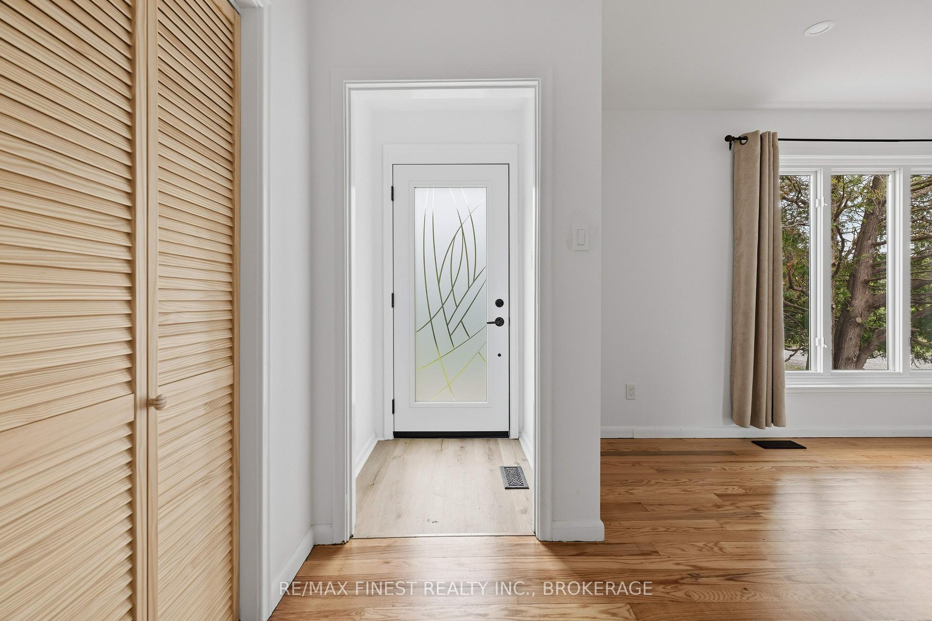 Photo 2 of 1604 Joyceville Road, Kingston, Kingston East (Incl CFB Kingston) — HOMEH