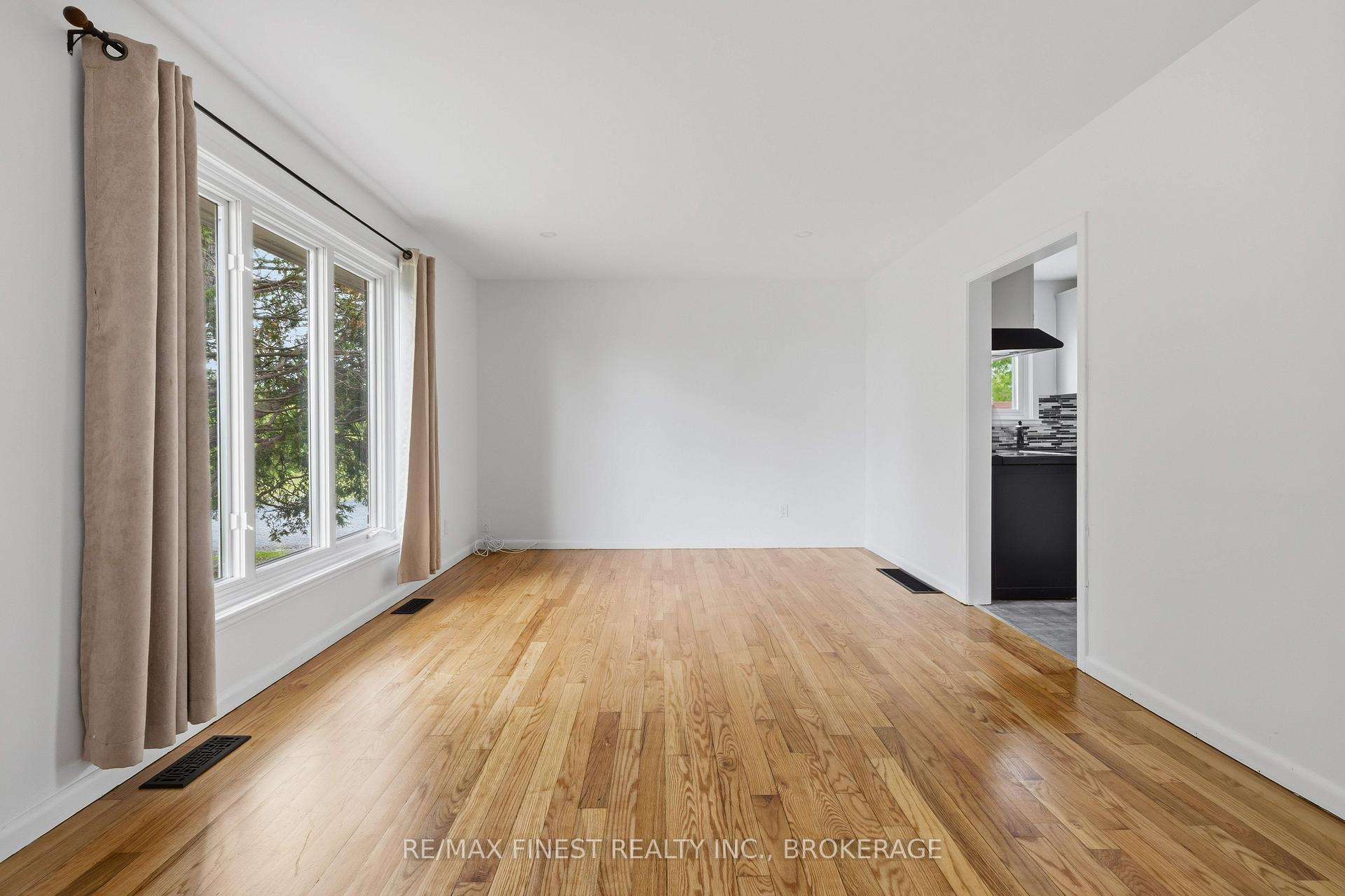Photo 4 of 1604 Joyceville Road, Kingston, Kingston East (Incl CFB Kingston) — HOMEH