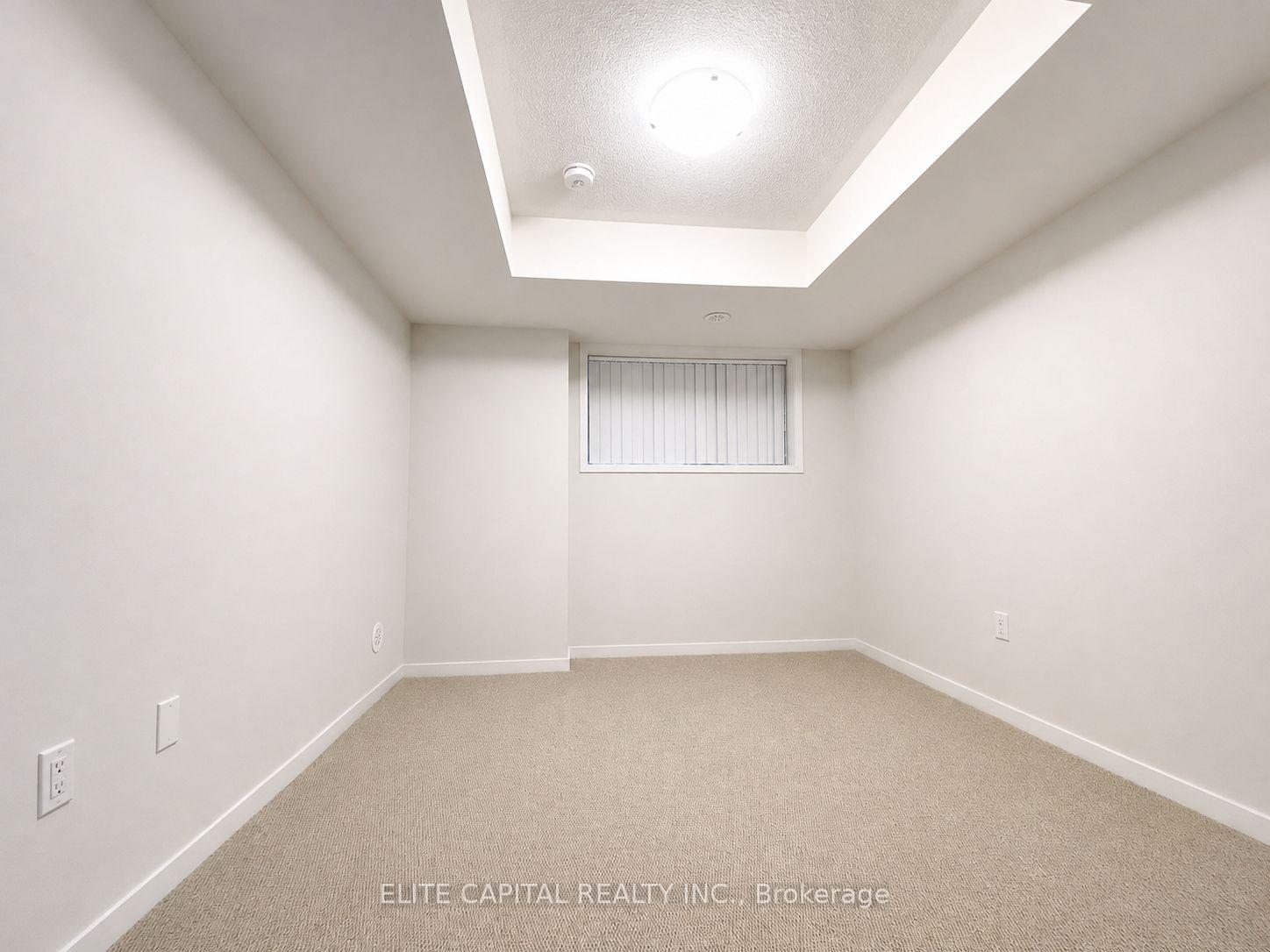 Photo 7 of Unit TH 351, 100 Honeycrisp Crescent, Vaughan, Vaughan Corporate Centre — HOMEH