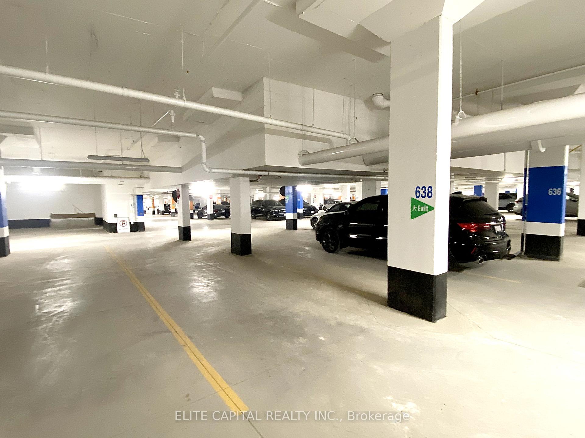 Photo 13 of Unit TH 351, 100 Honeycrisp Crescent, Vaughan, Vaughan Corporate Centre — HOMEH