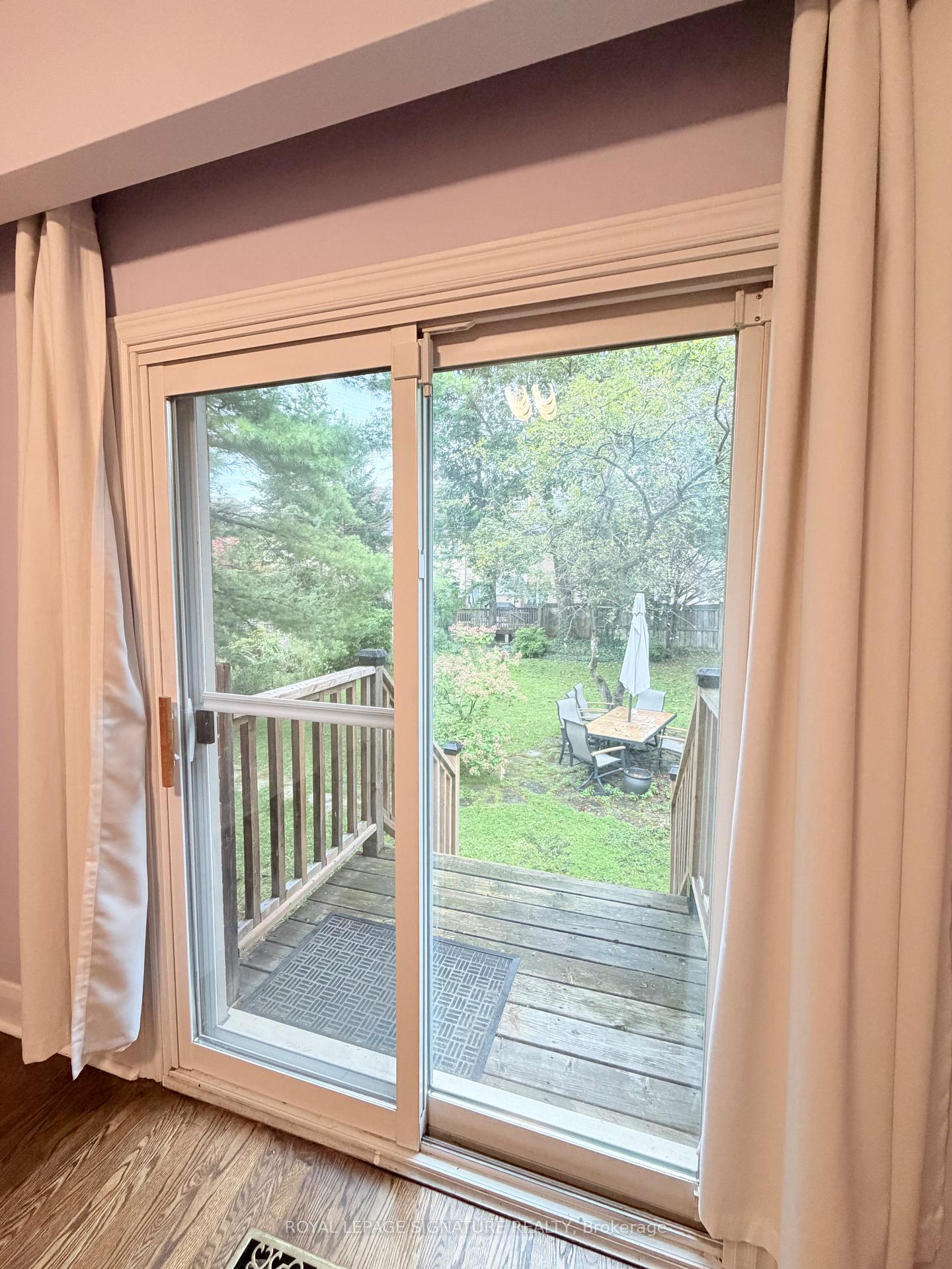 Photo 21 of Unit Main, 36 Royalavon Crescent, Etobicoke, Islington-City Centre West — HOMEH