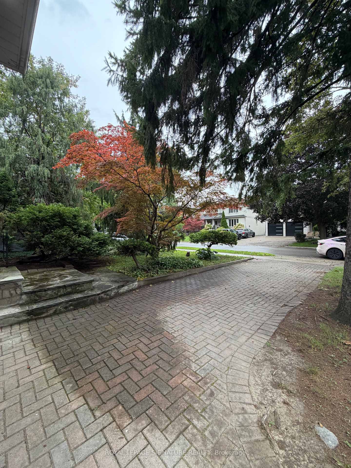 Photo 30 of Unit Main, 36 Royalavon Crescent, Etobicoke, Islington-City Centre West — HOMEH