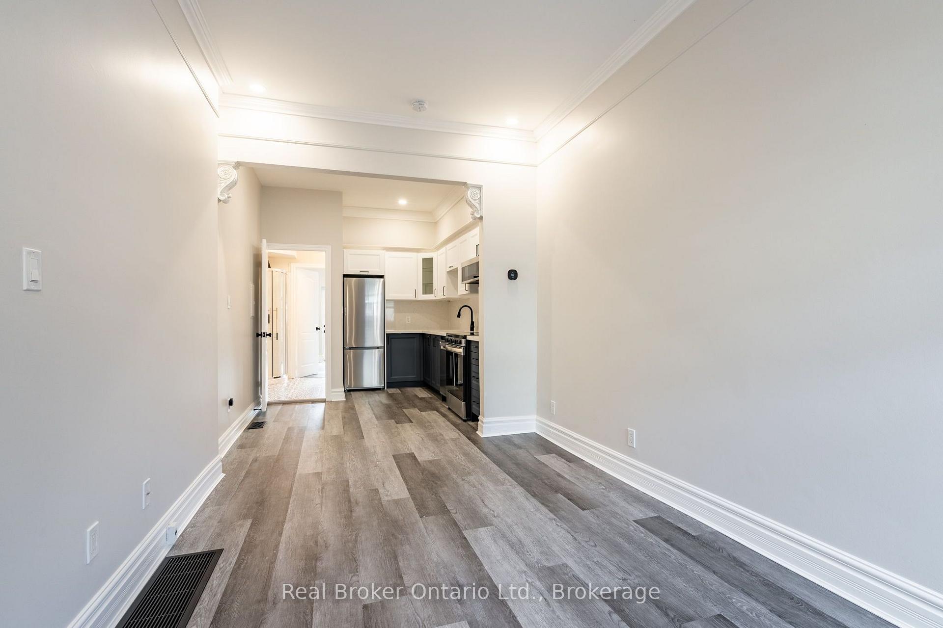 Photo 5 of Unit 2, 279 Main Street W, Hamilton, Kirkendall — HOMEH