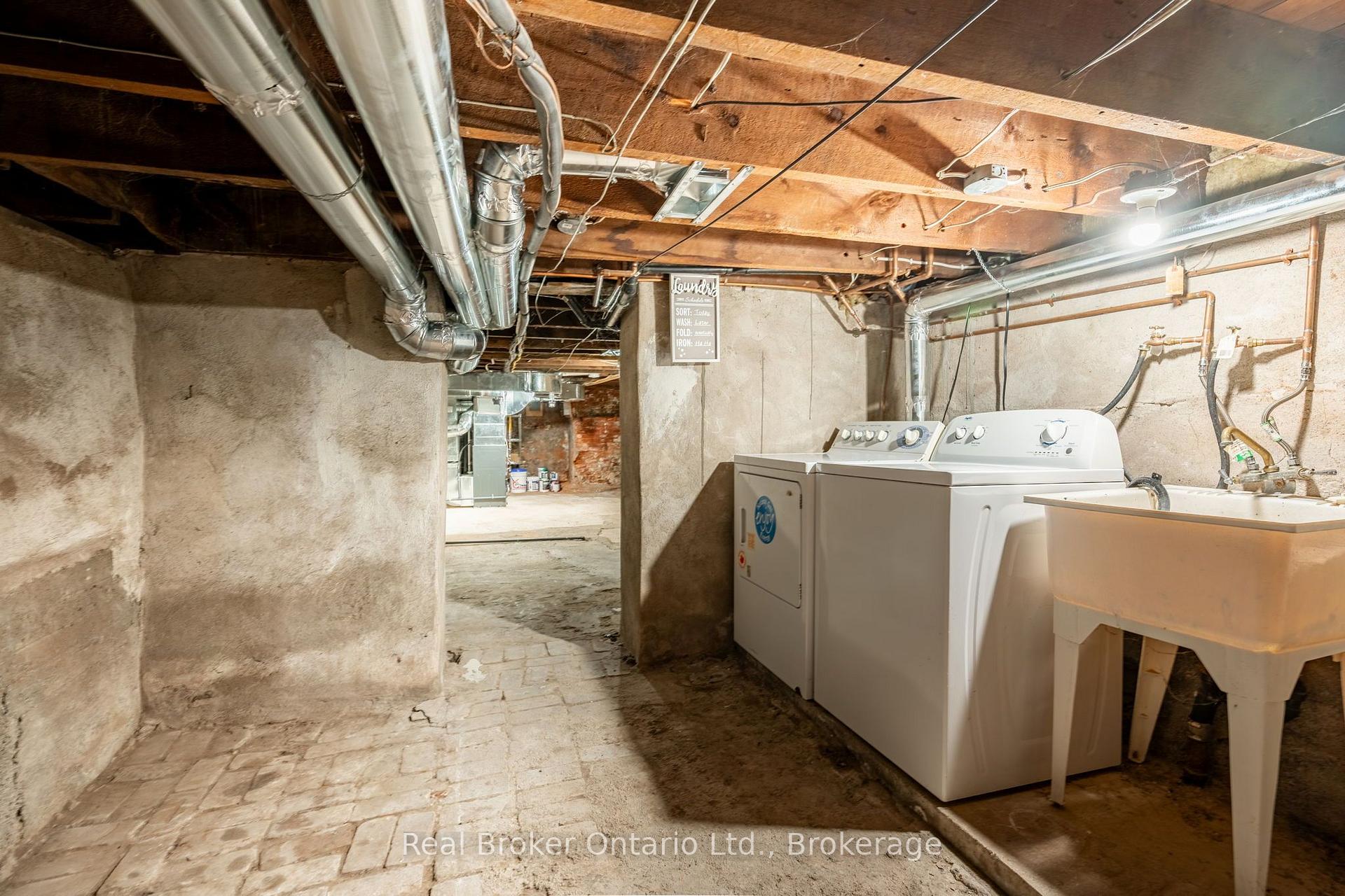 Photo 23 of Unit 2, 279 Main Street W, Hamilton, Kirkendall — HOMEH