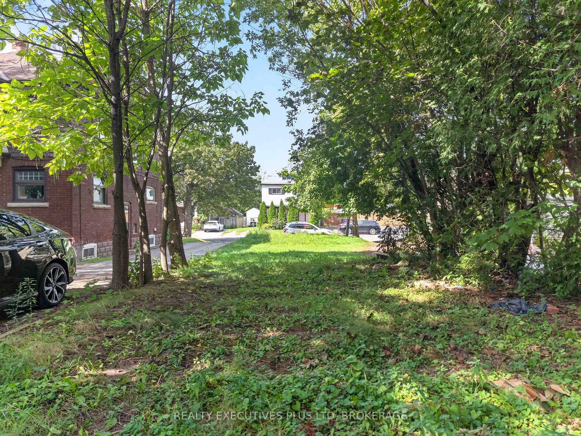 Photo 8 of 4840 Willmott Street, Niagara Falls, Cherrywood — HOMEH