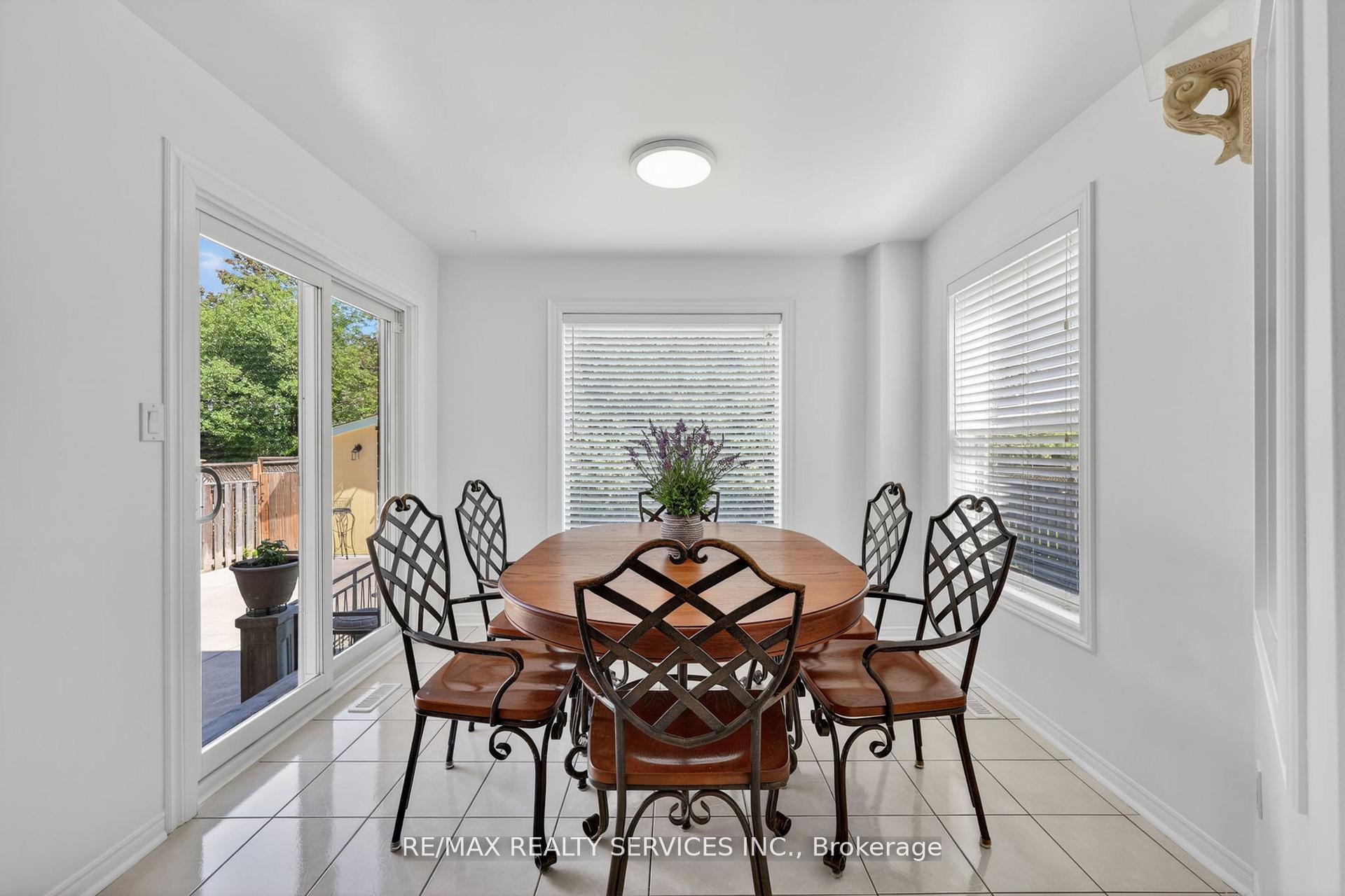 Photo 10 of 150 Royal Valley Drive, Caledon, Rural Caledon — HOMEH