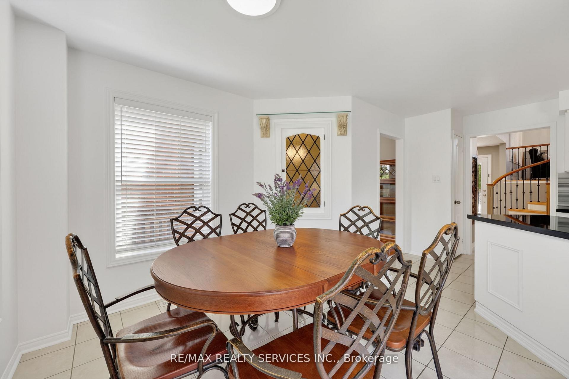 Photo 11 of 150 Royal Valley Drive, Caledon, Rural Caledon — HOMEH