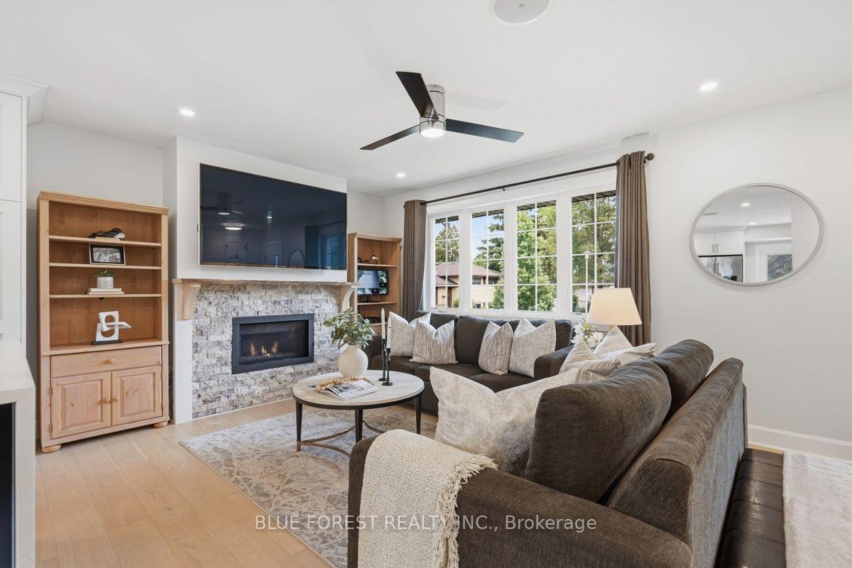 Photo 8 of 21 Agincourt Place, London, South T — HOMEH