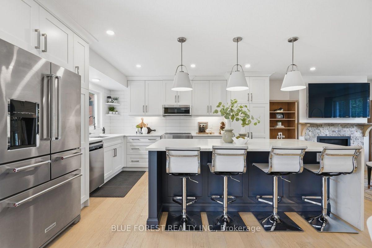 Photo 11 of 21 Agincourt Place, London, South T — HOMEH