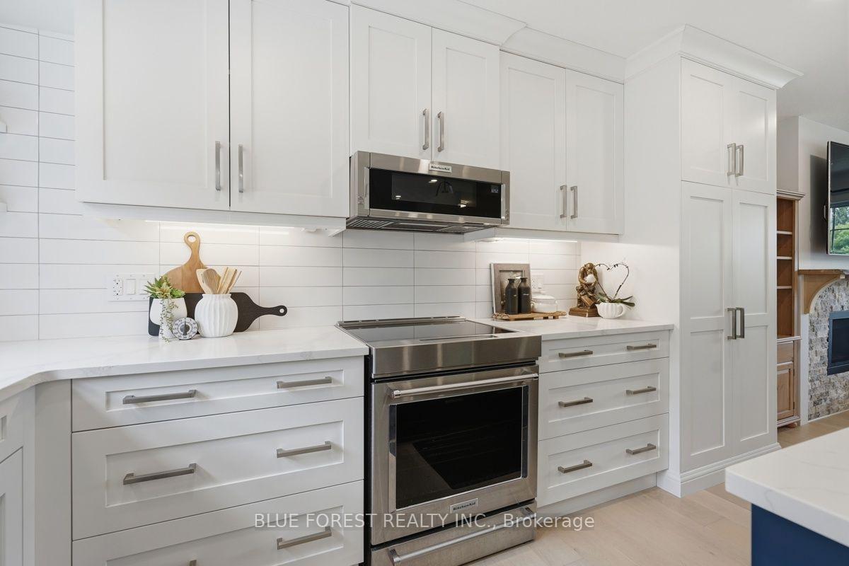 Photo 12 of 21 Agincourt Place, London, South T — HOMEH