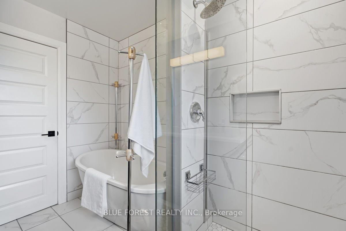 Photo 26 of 21 Agincourt Place, London, South T — HOMEH