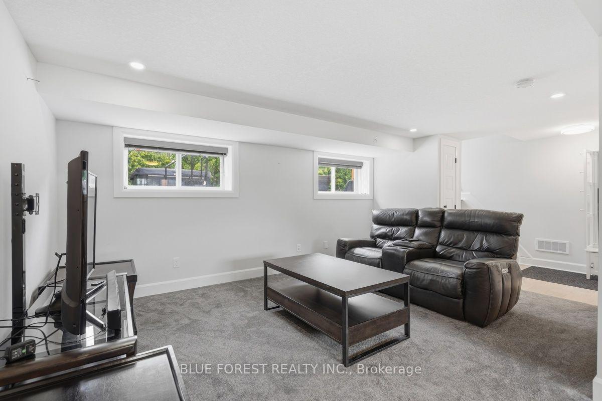Photo 29 of 21 Agincourt Place, London, South T — HOMEH