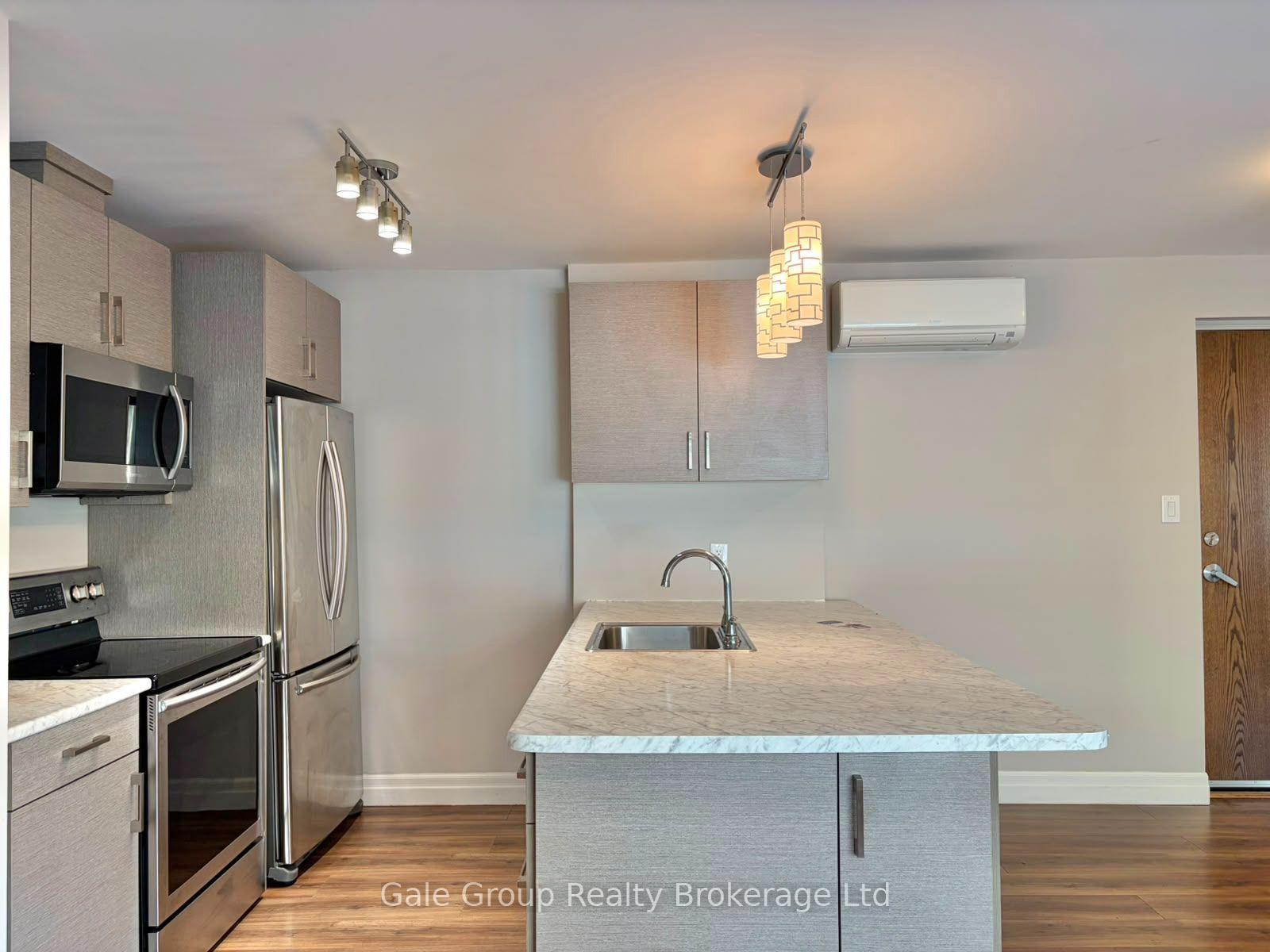 Photo 2 of Unit 103, 5 Paisley Boulevard E, Mississauga, Cooksville — HOMEH