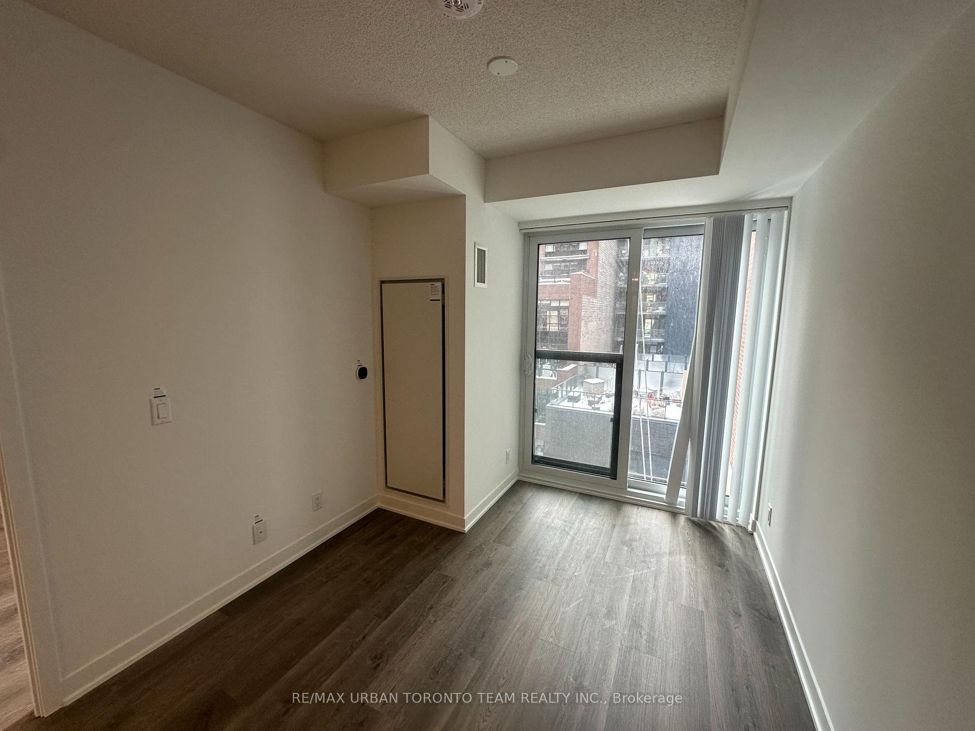 Photo 6 of Unit 606, 180 Front Street E, Toronto, Moss Park — HOMEH