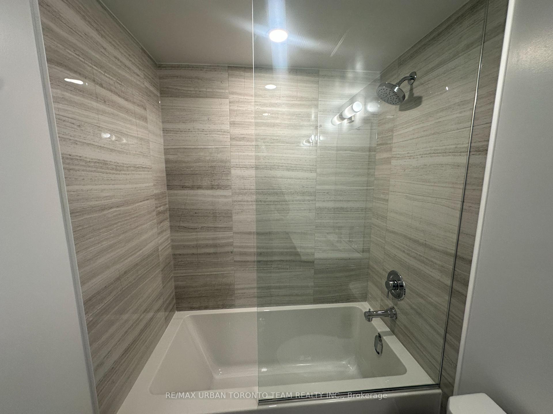 Photo 9 of Unit 606, 180 Front Street E, Toronto, Moss Park — HOMEH