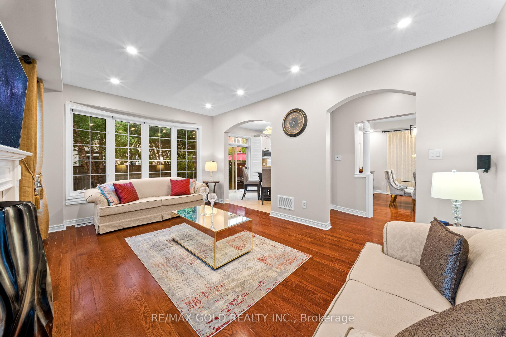 Photo 9 of 1 Daylilly Terrace, Brampton, Bram East — HOMEH
