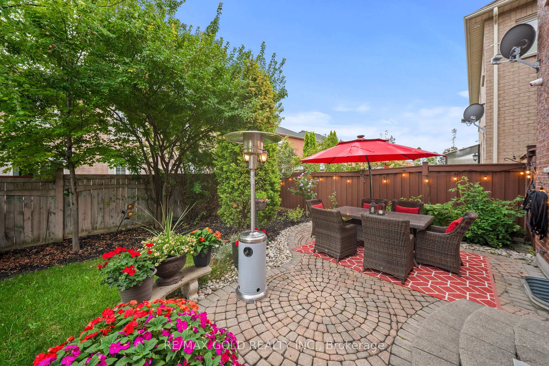 Photo 24 of 1 Daylilly Terrace, Brampton, Bram East — HOMEH