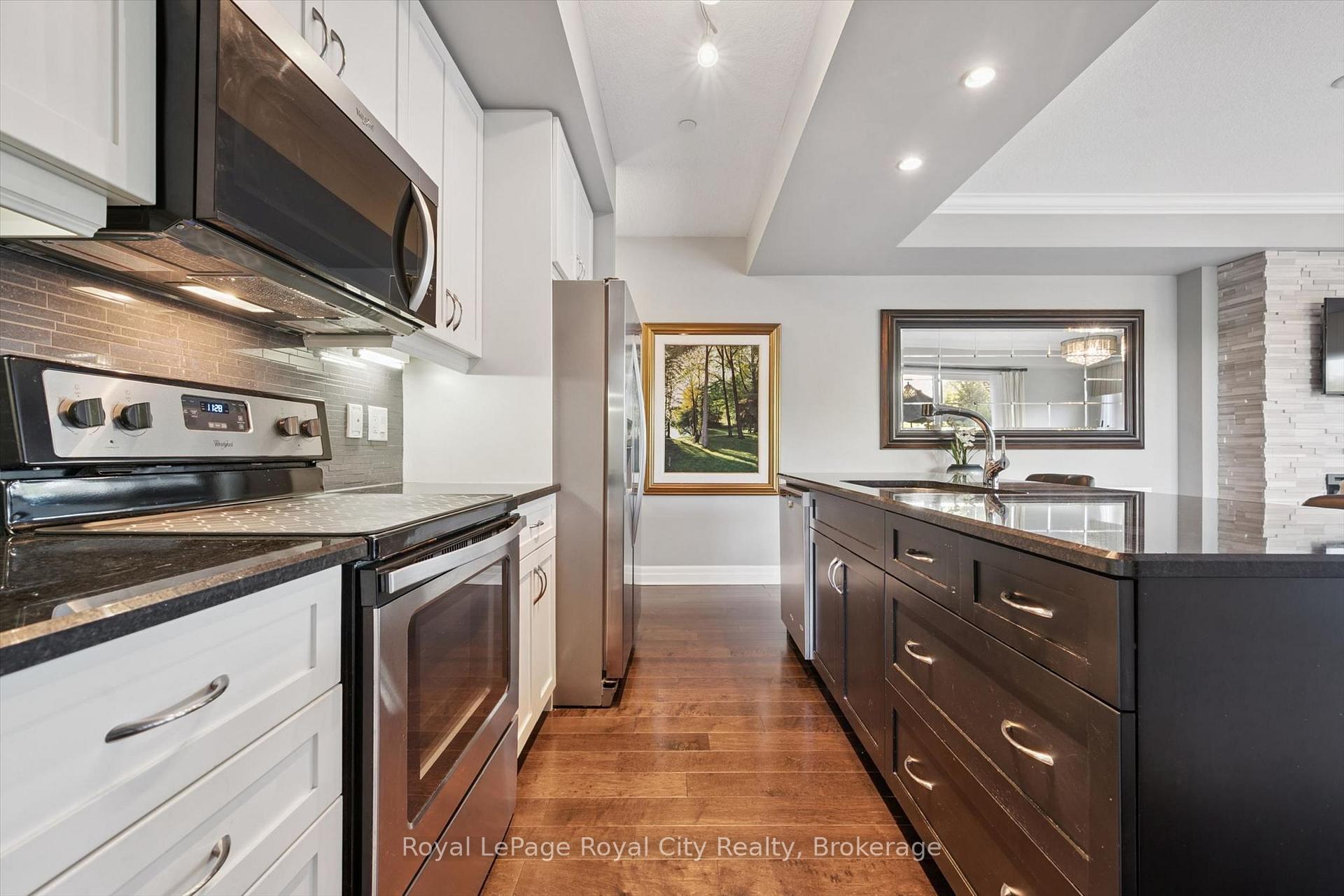 Photo 14 of Unit 306, 150 Wellington Street E, Guelph, Downtown — HOMEH