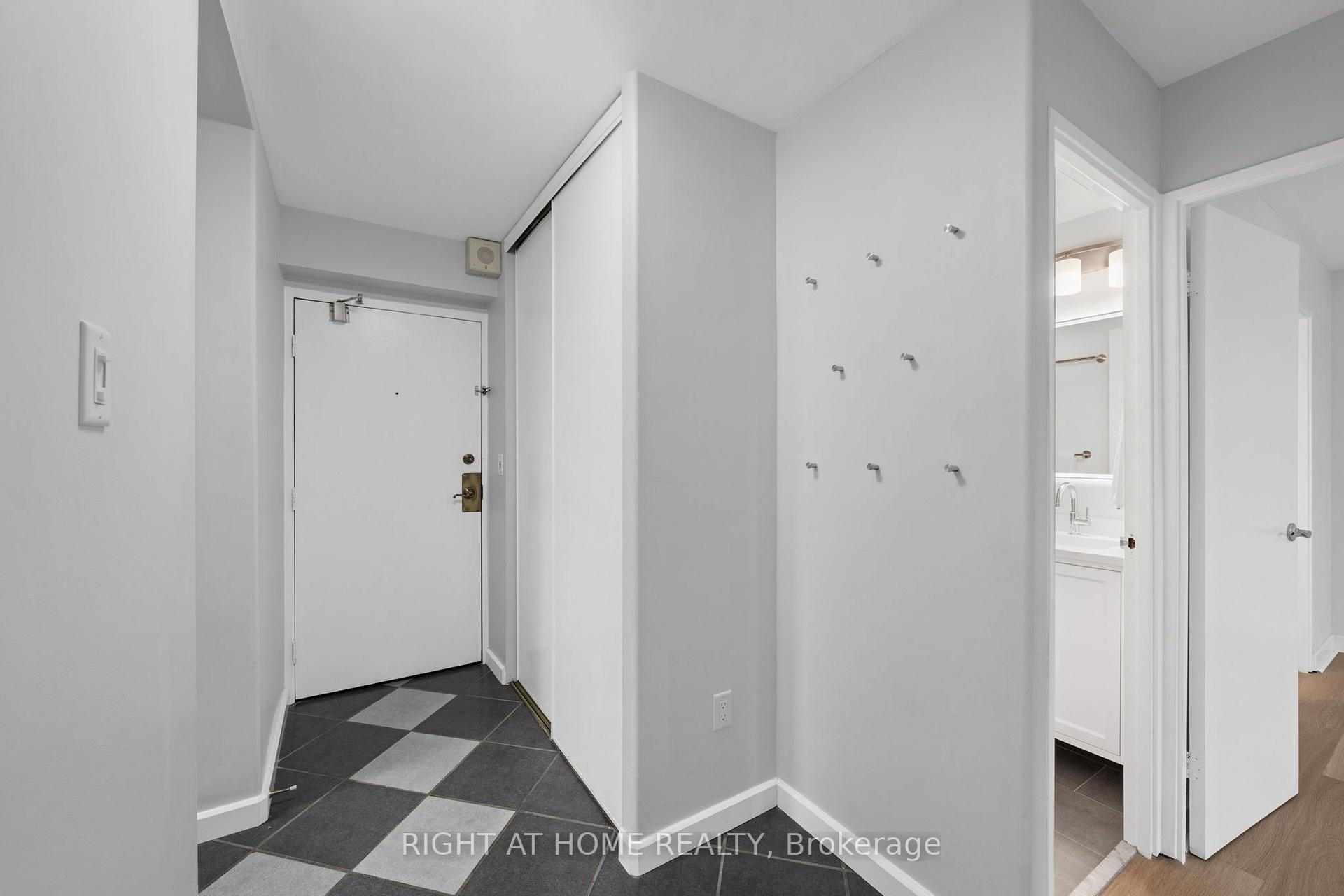 Photo 3 of Unit 503, 1025 Richmond Road, Ottawa, Woodroffe — HOMEH