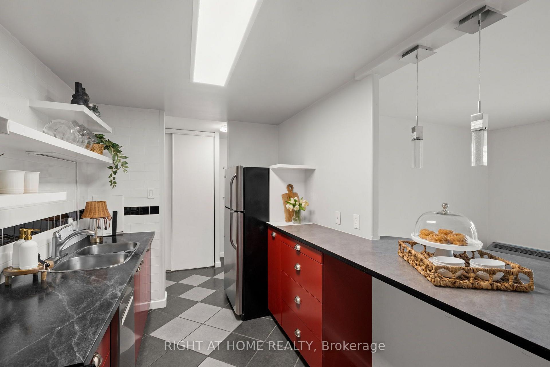 Photo 6 of Unit 503, 1025 Richmond Road, Ottawa, Woodroffe — HOMEH