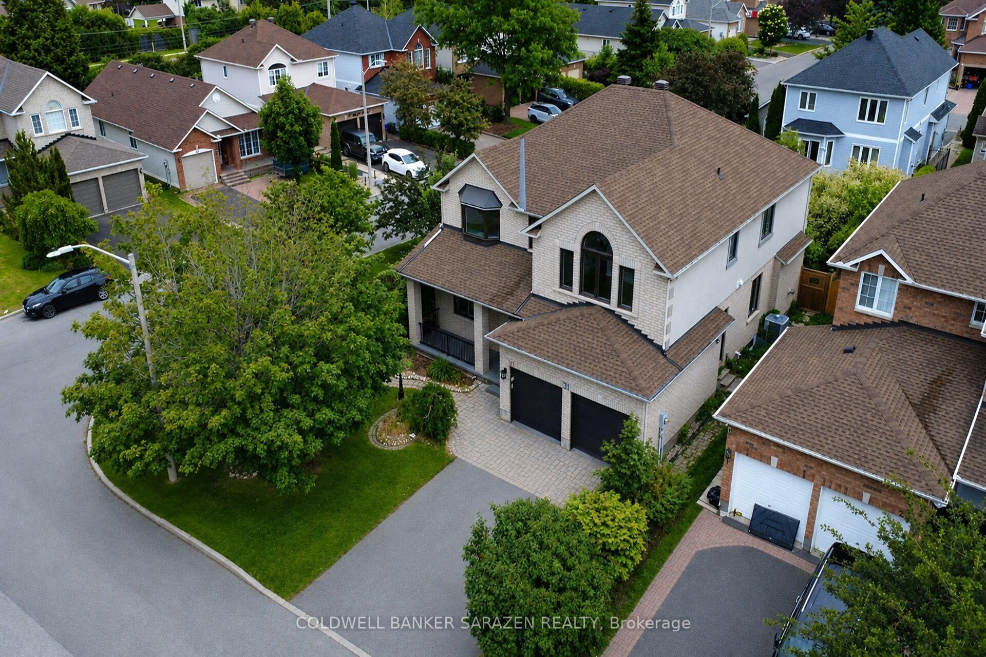 Photo 3 of 31 Fanterra Way, Ottawa, Hunt Club Park/Greenboro — HOMEH