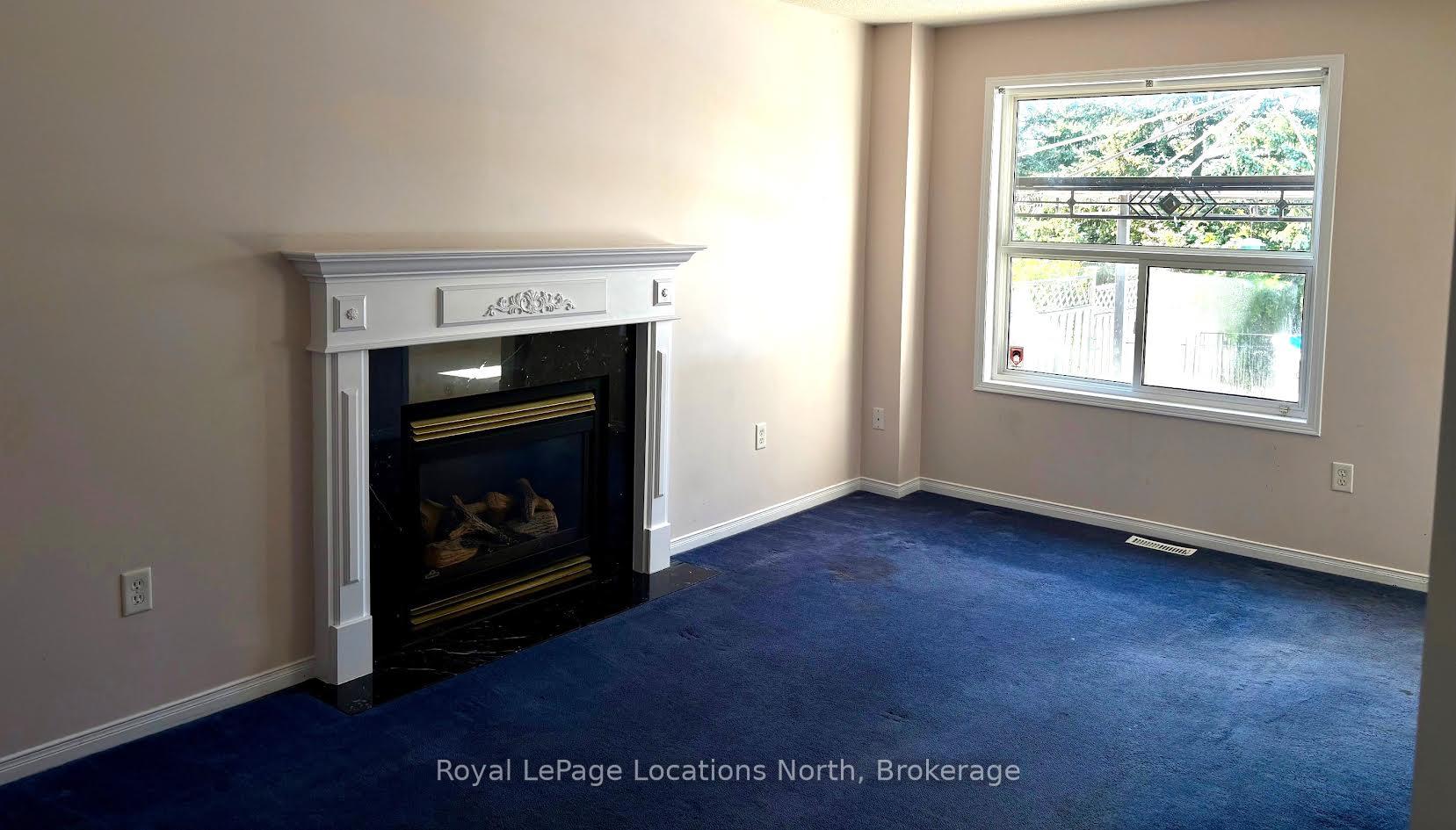 Photo 4 of 24 Merganser Court, Barrie, Painswick South — HOMEH