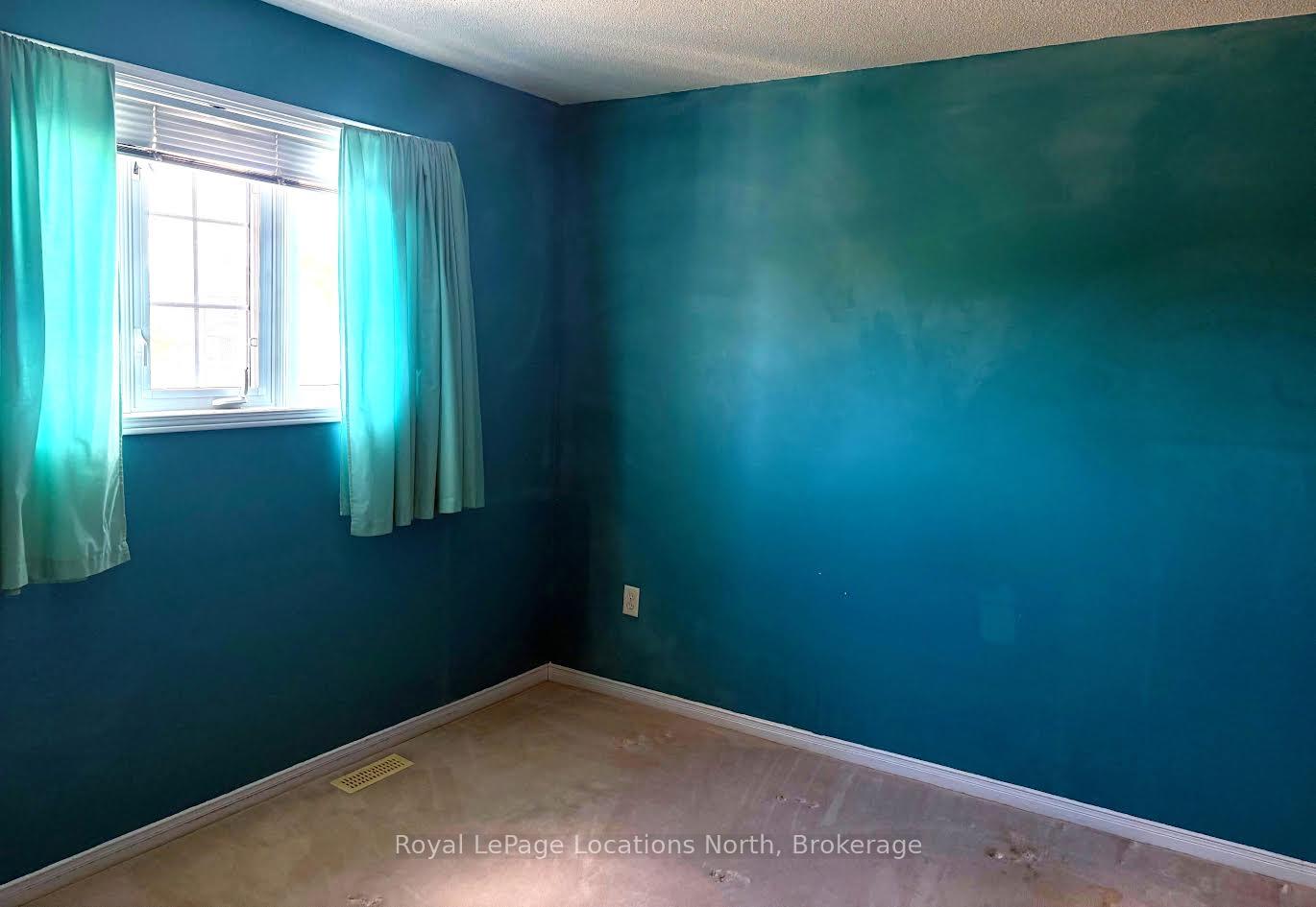 Photo 7 of 24 Merganser Court, Barrie, Painswick South — HOMEH