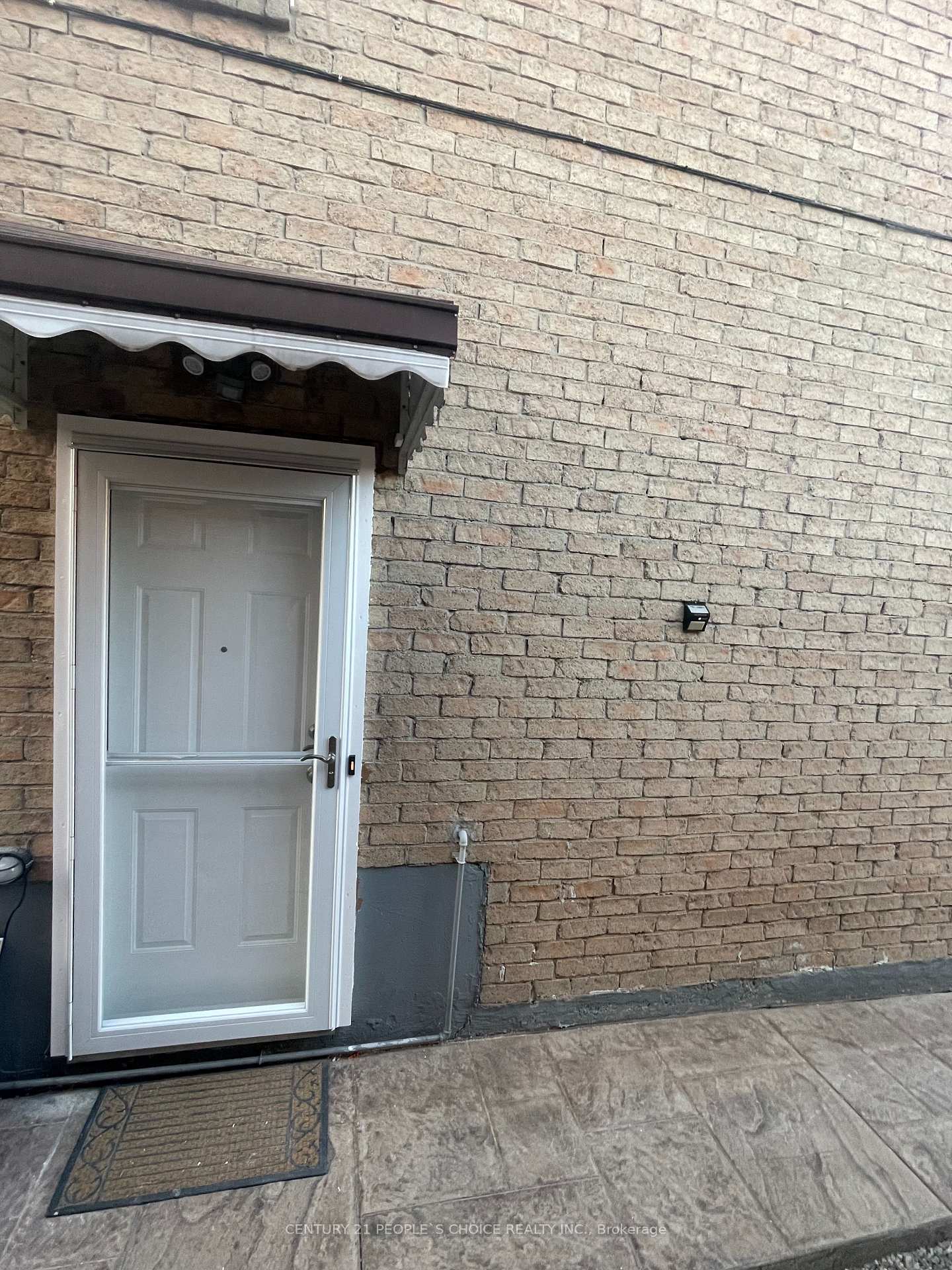 Photo 1 of Unit Bsmt, 358 Kingsbridge Garden Circle, Mississauga, Hurontario — HOMEH