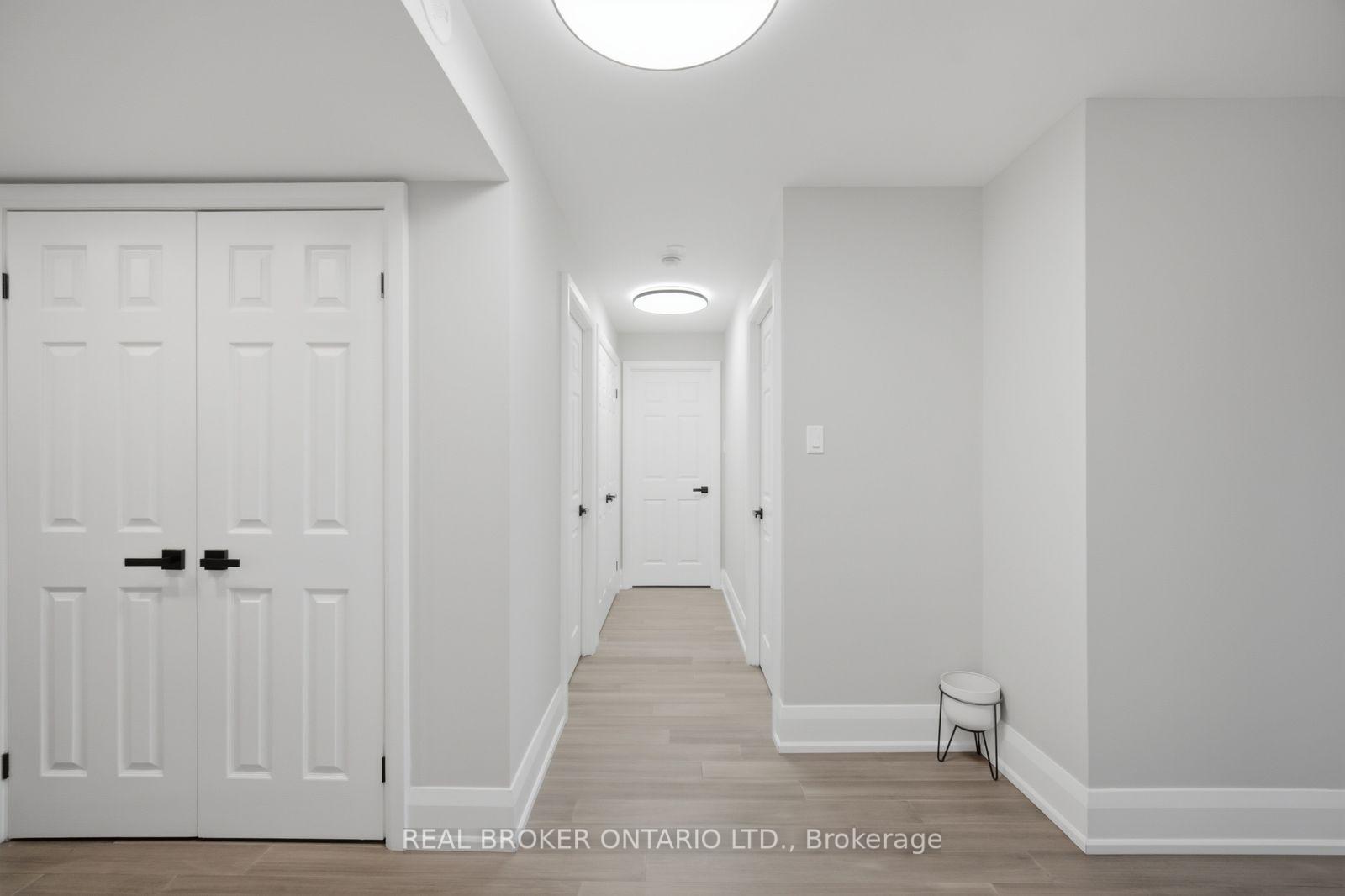 Photo 11 of Unit 220, 100 Arbors Lane, Vaughan, West Woodbridge — HOMEH
