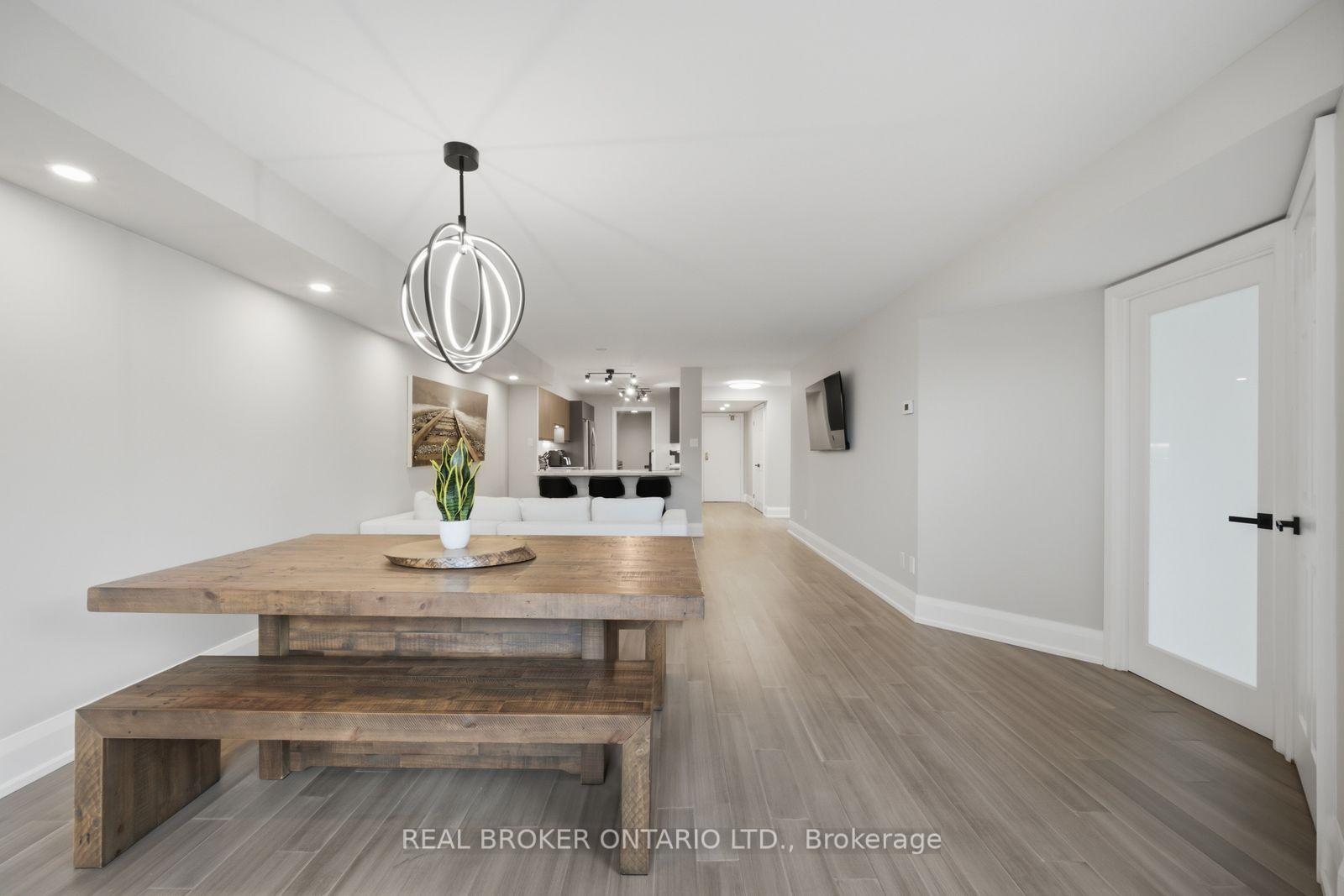 Photo 16 of Unit 220, 100 Arbors Lane, Vaughan, West Woodbridge — HOMEH