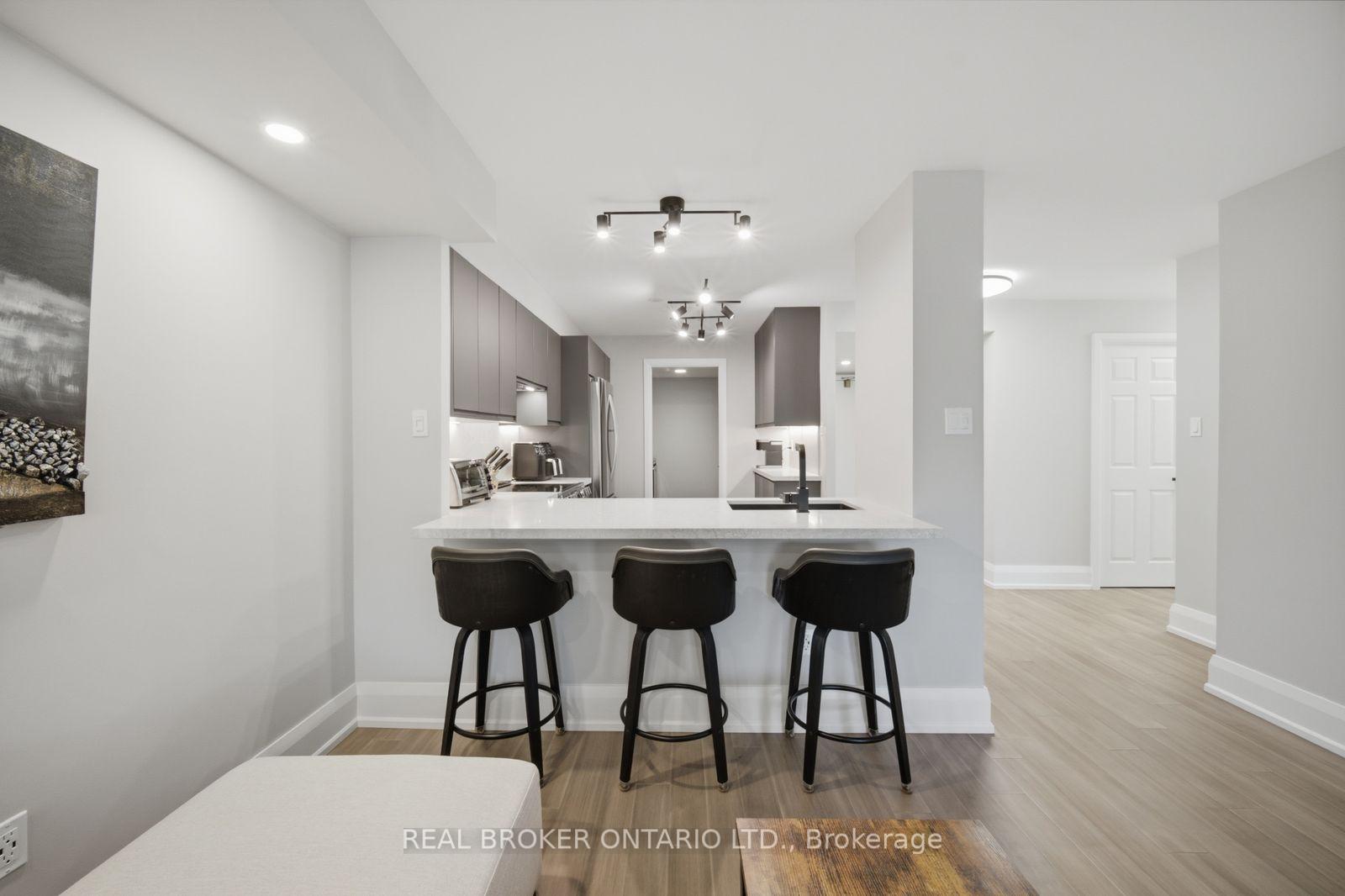 Photo 17 of Unit 220, 100 Arbors Lane, Vaughan, West Woodbridge — HOMEH
