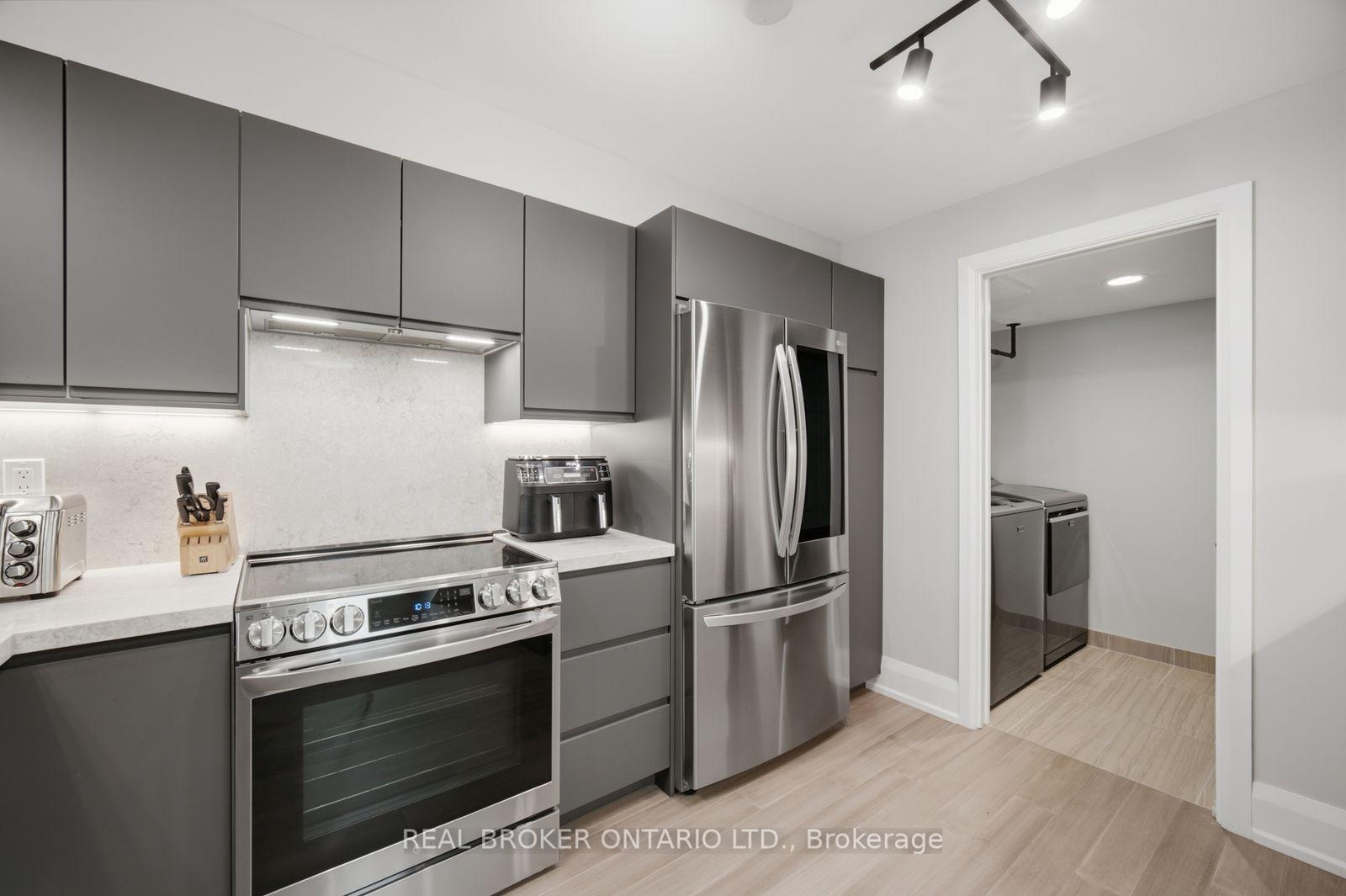 Photo 22 of Unit 220, 100 Arbors Lane, Vaughan, West Woodbridge — HOMEH