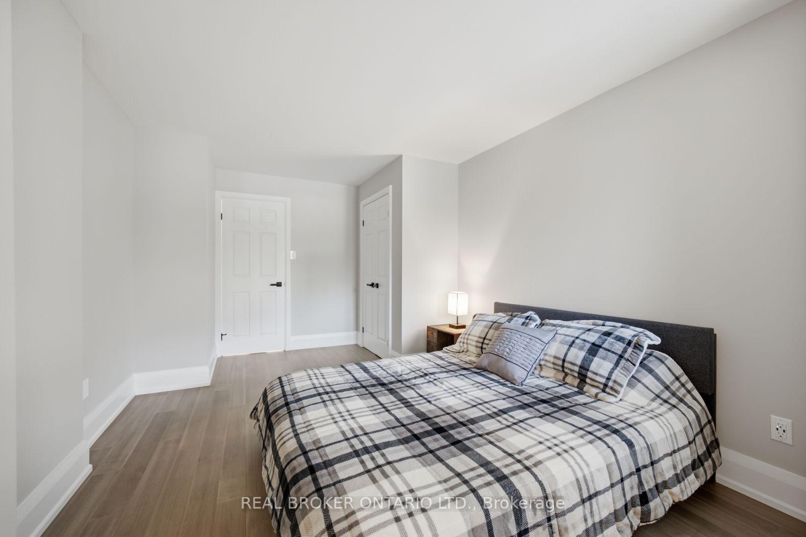 Photo 33 of Unit 220, 100 Arbors Lane, Vaughan, West Woodbridge — HOMEH