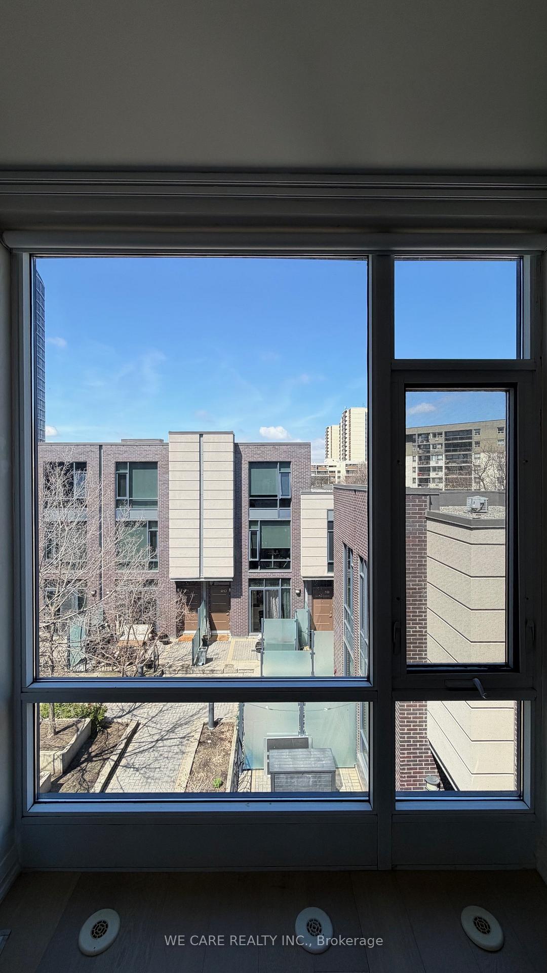 Photo 6 of Unit 15, 15 Valhalla Inn Road, Etobicoke, Islington-City Centre West — HOMEH