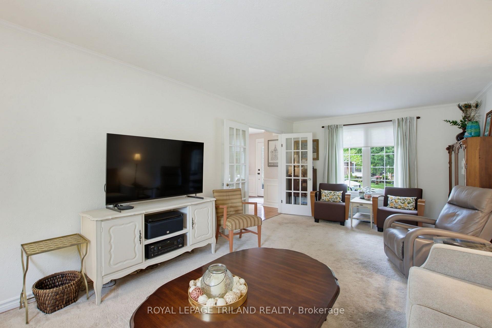Photo 8 of 91 Leland Road, London, South M — HOMEH