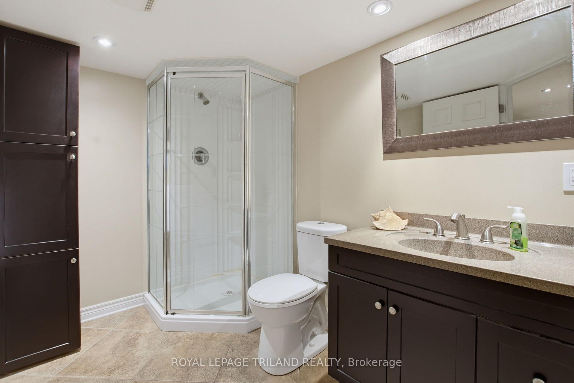 Photo 39 of 91 Leland Road, London, South M — HOMEH