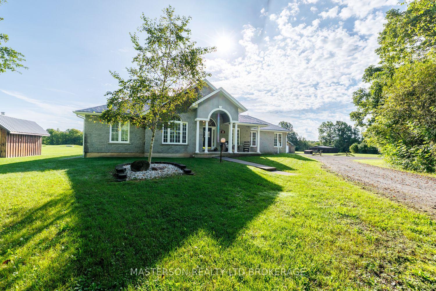 Photo 2 of 14064 King Road, Niagara Falls, Lyons Creek — HOMEH
